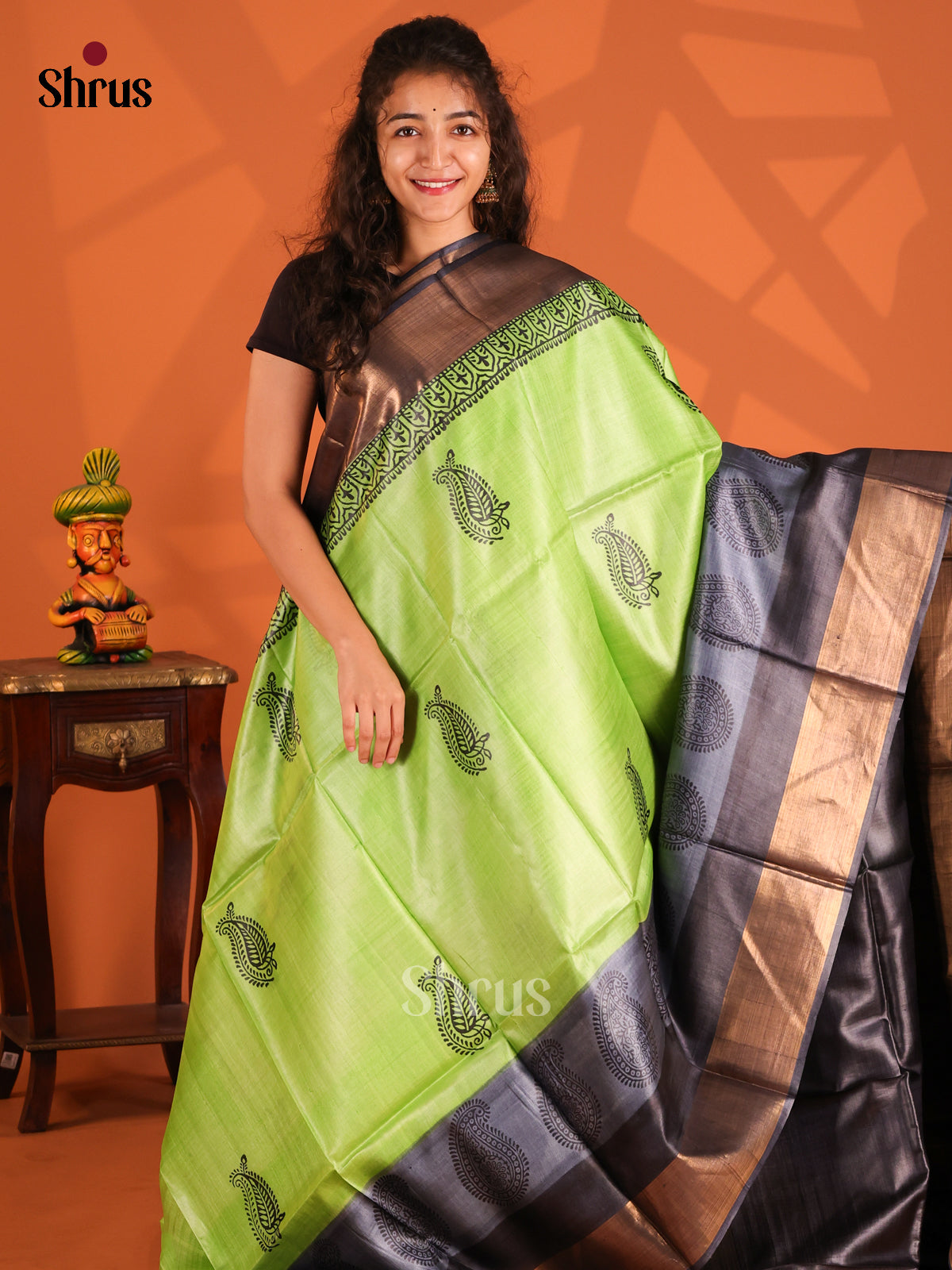 Apple Green & Black- Tussar Saree - Shop on Shrus.com