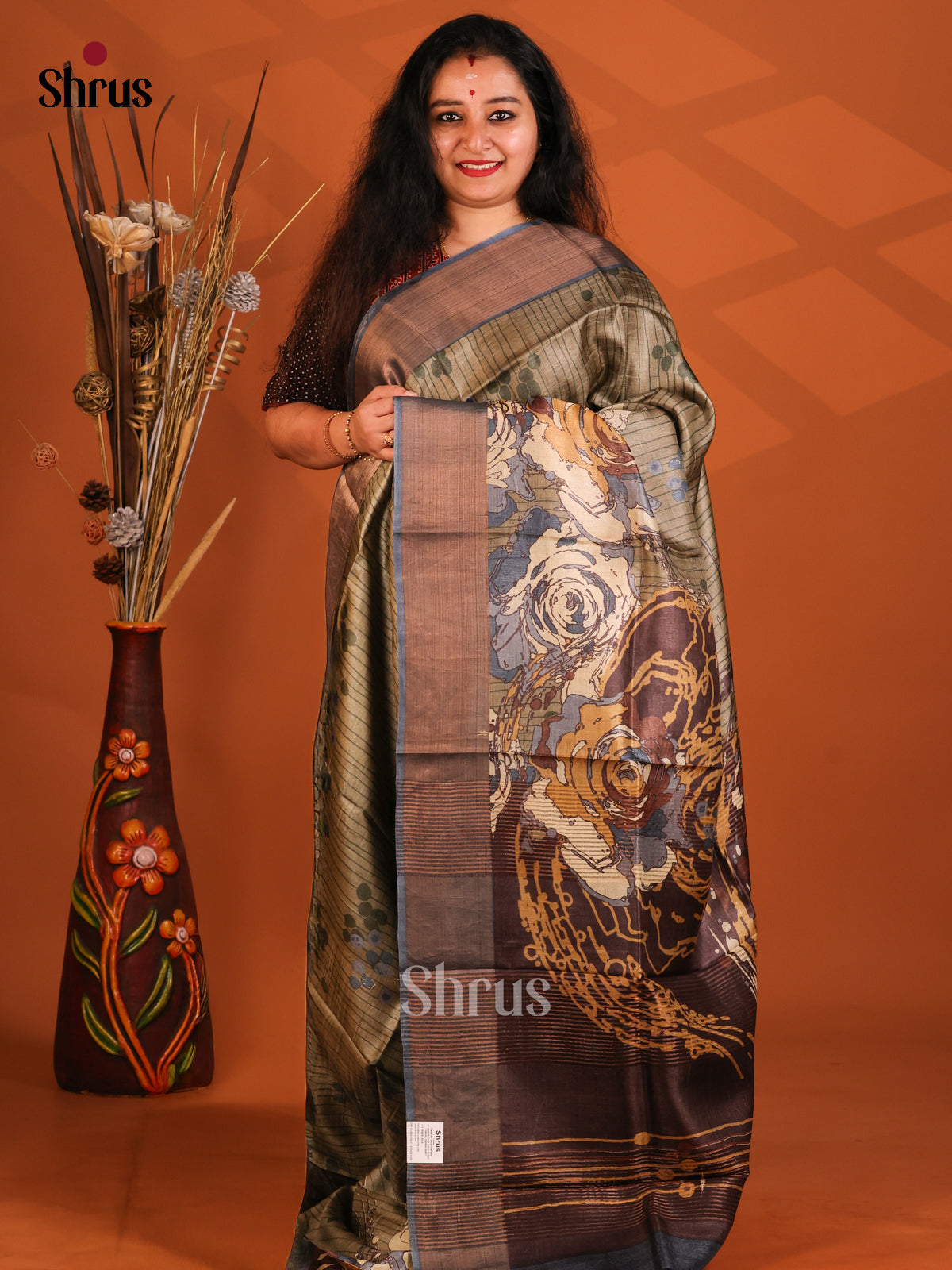 Grey & Brown - Tussar Saree