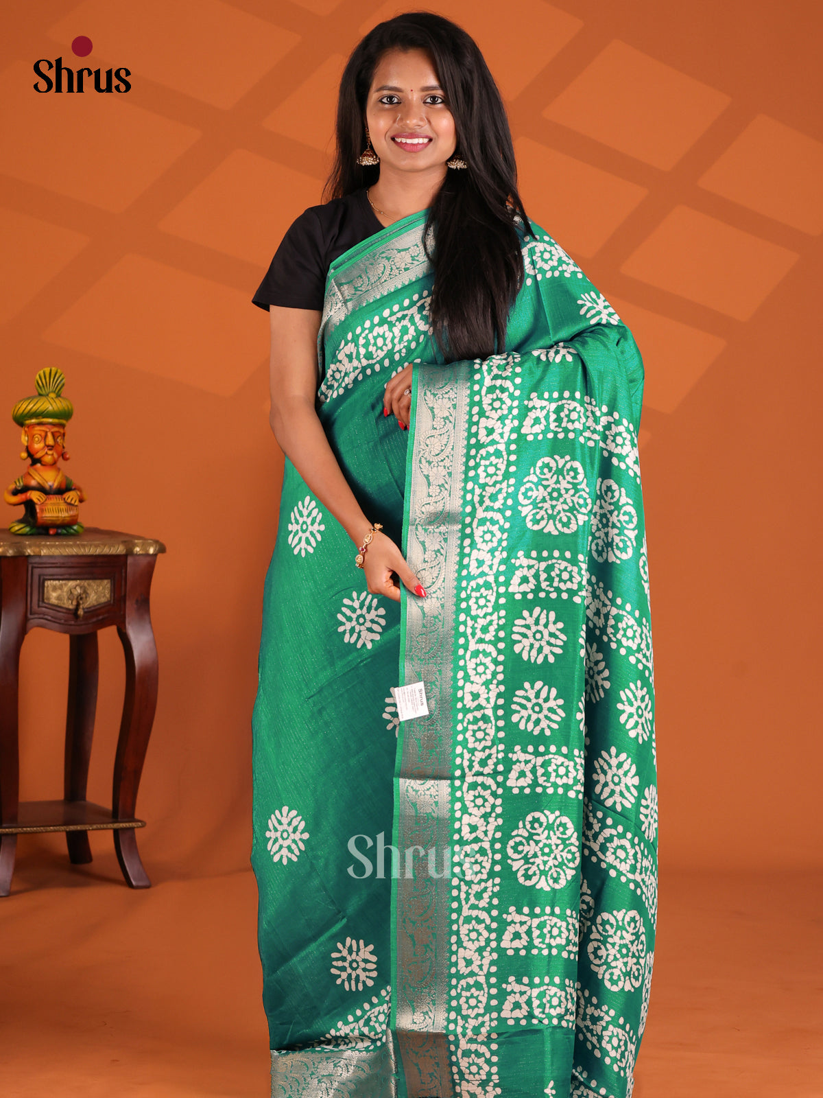 Green- Semi Crepe Saree - Shop on Shrus.com