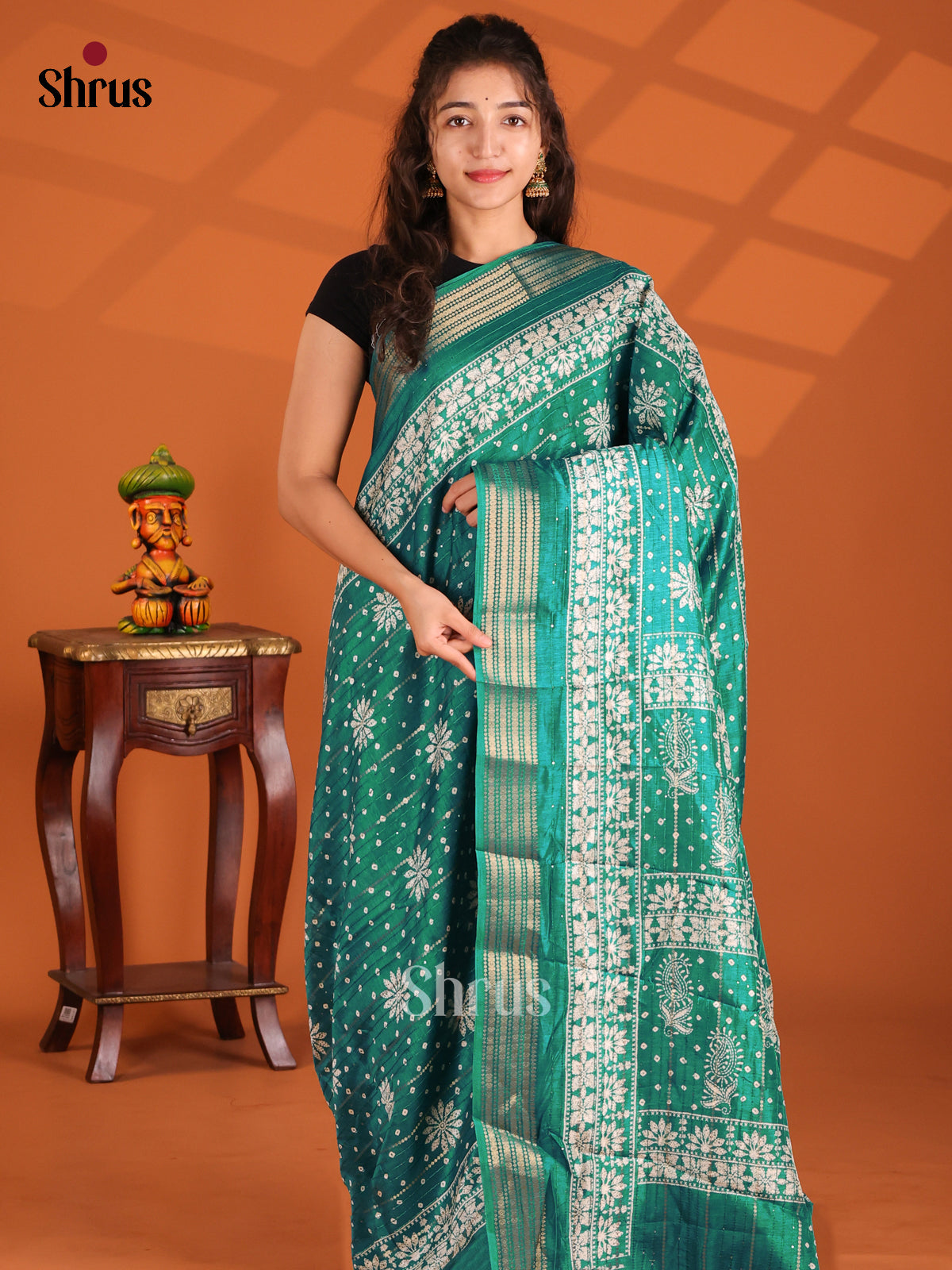 Green -  Semi Crepe Saree - Shop on Shrus.com