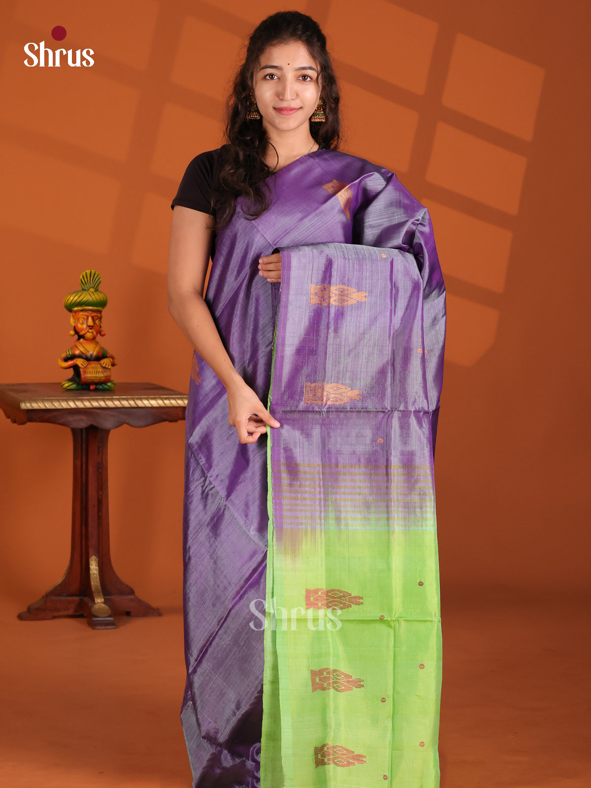 DES31157- Banana Pith Saree - Shop on Shrus.com