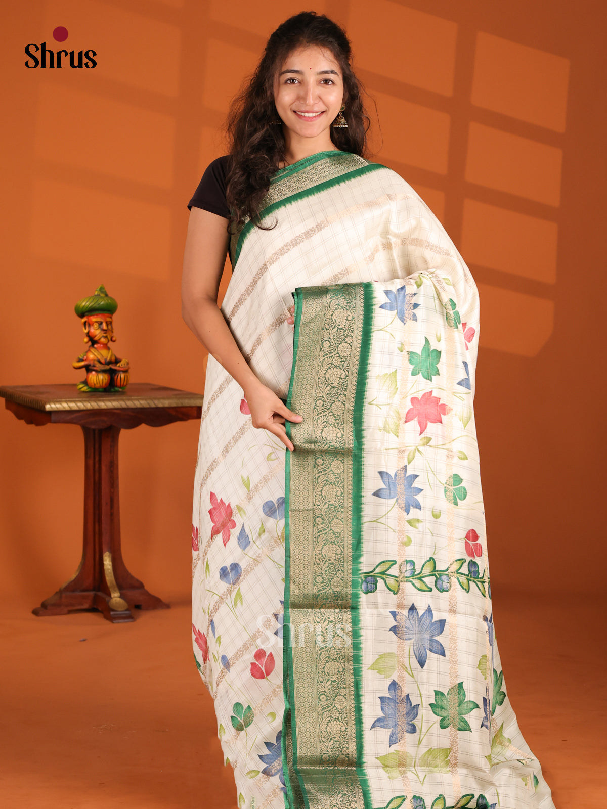 DFS02217 - Jute Print Saree - Shop on Shrus.com