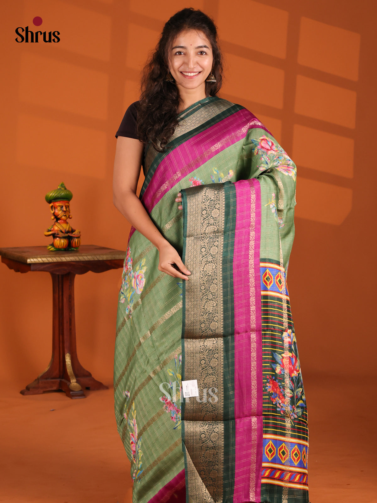 DFS02222 - Jute Print Saree - Shop on Shrus.com