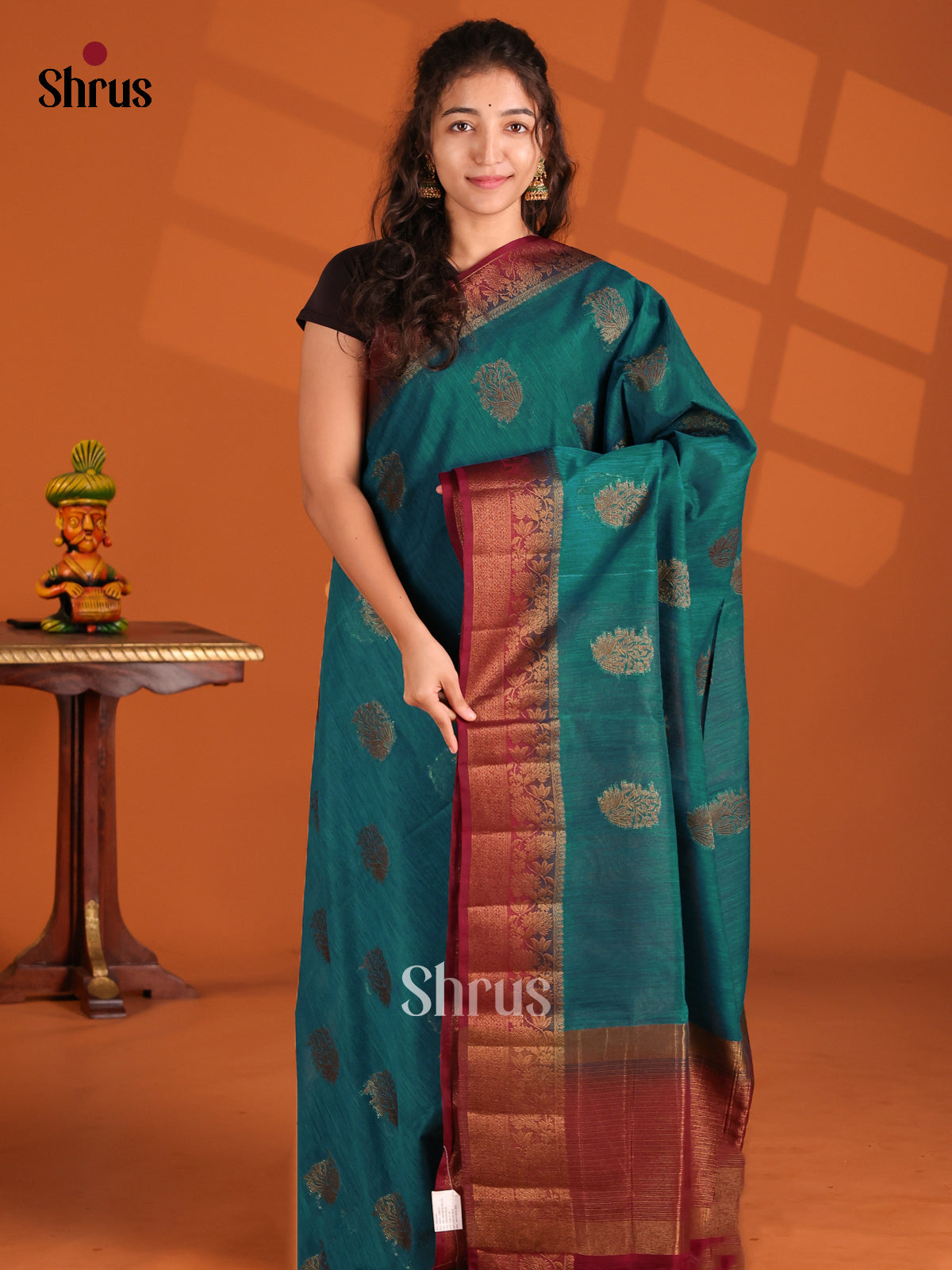 Peacock Green & Maroon- Semi Jute Saree - Shop on Shrus.com