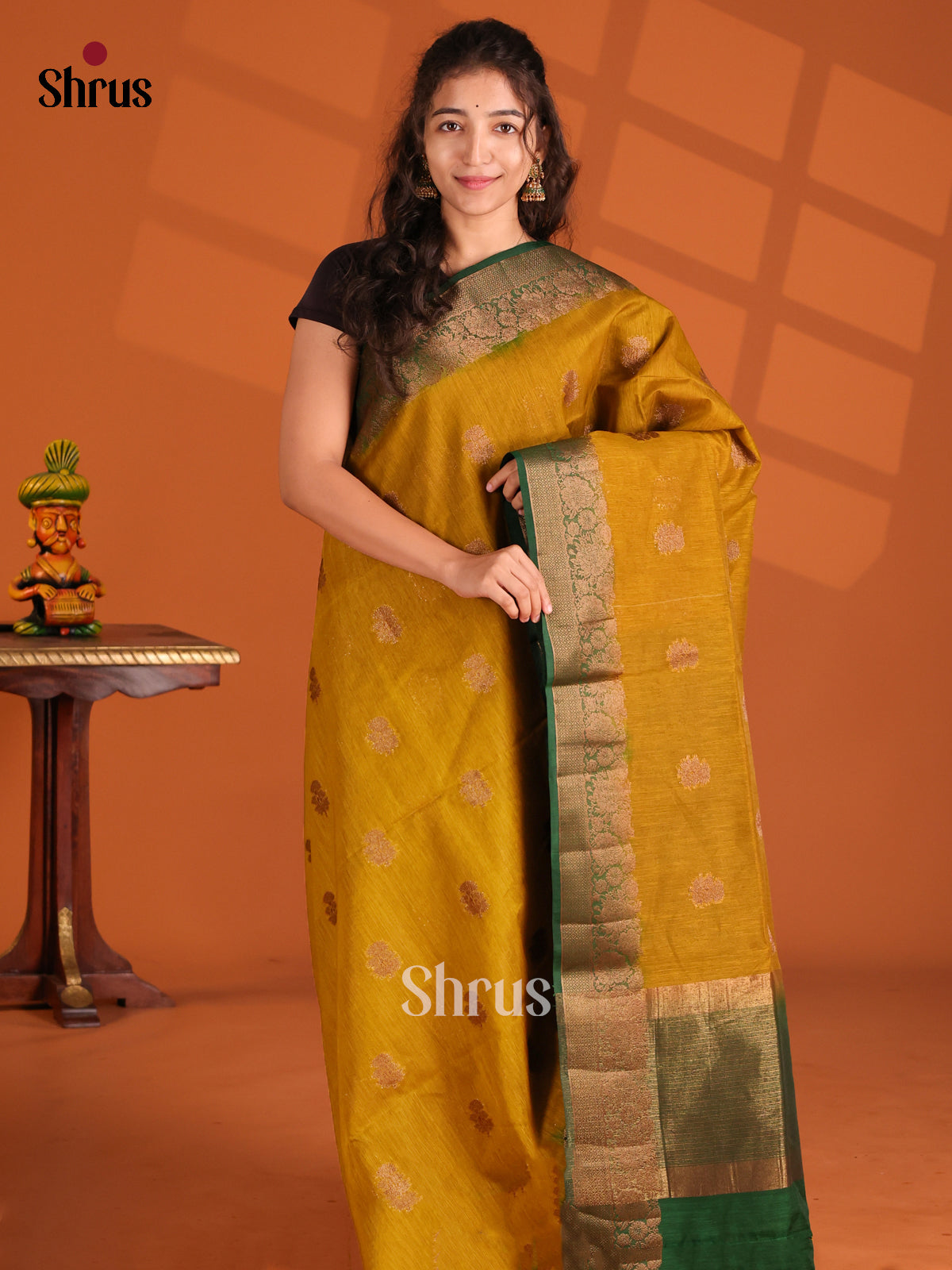 Mathulir Green & Green- Semi Jute Saree - Shop on Shrus.com