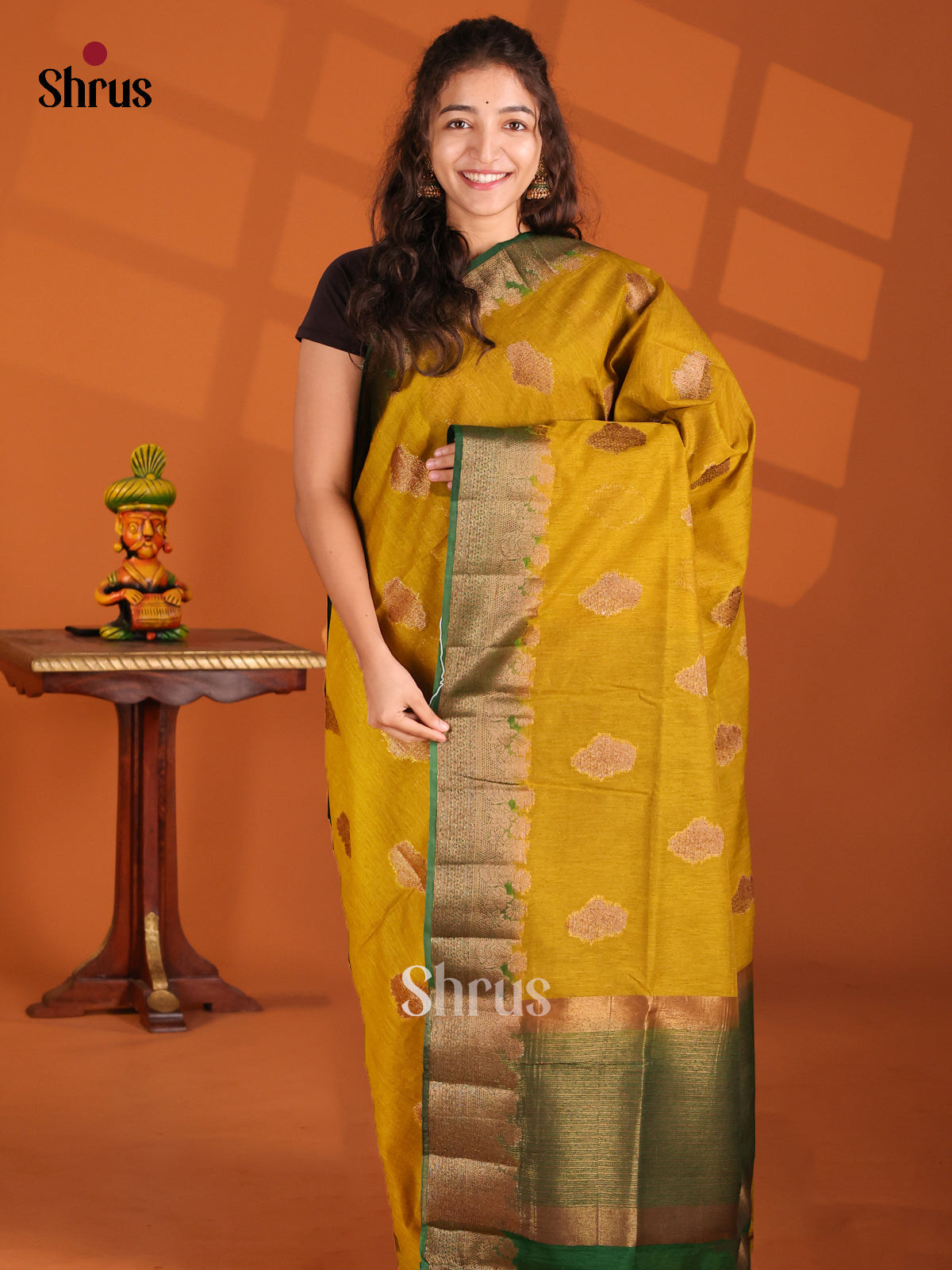 Mathulir Green & Green- Semi Jute Saree - Shop on Shrus.com