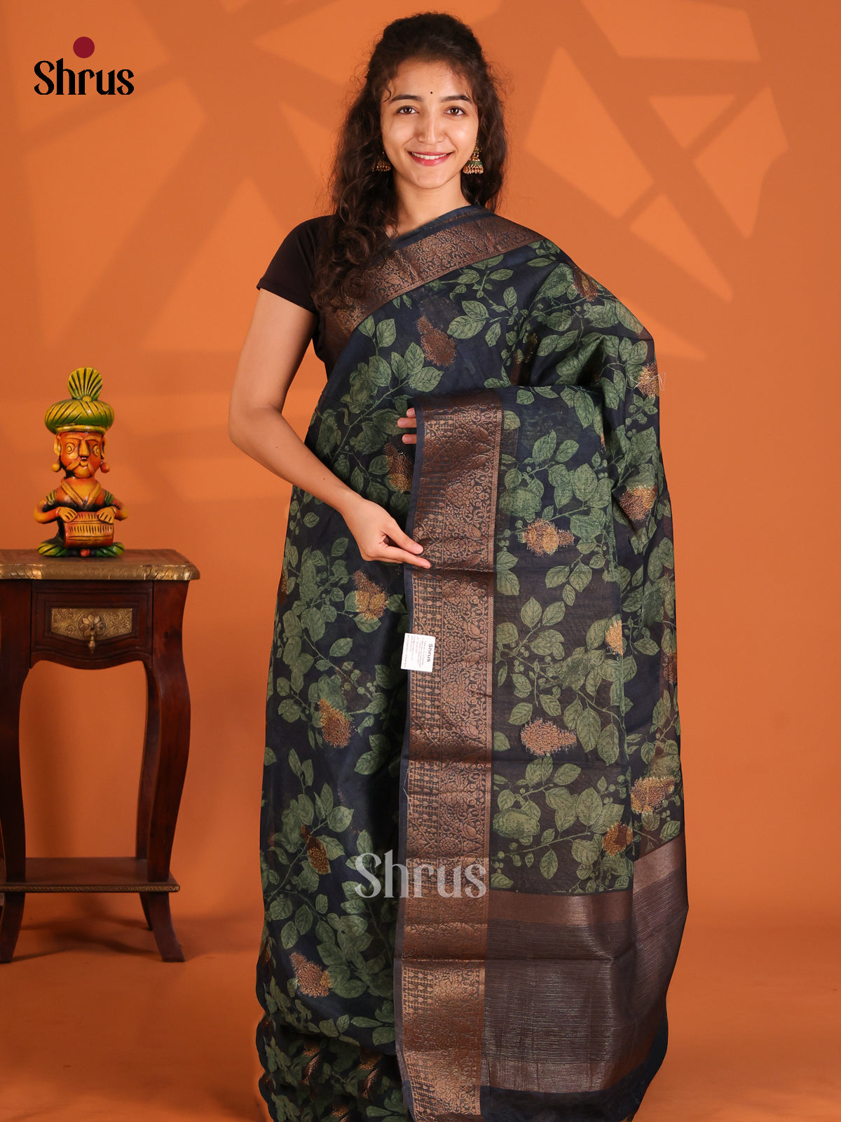 Black & Green- Semi Linen printed Saree - Shop on Shrus.com