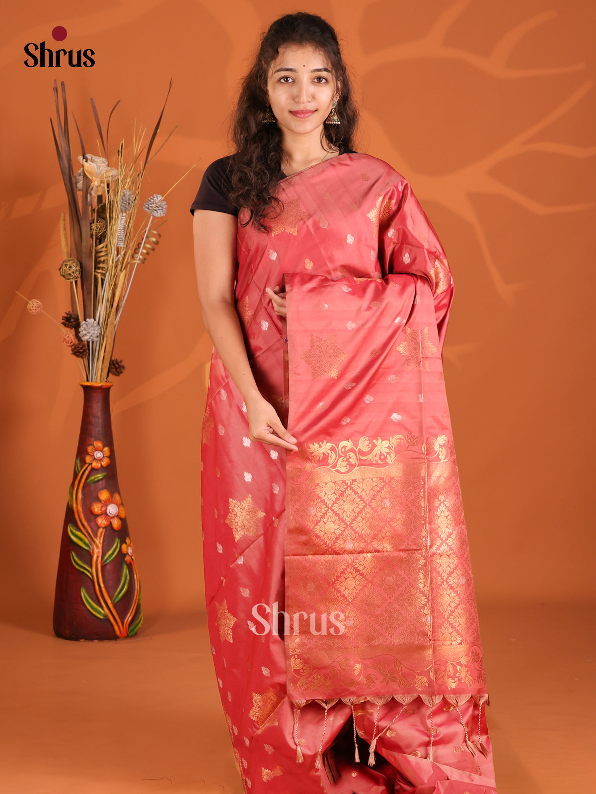 Red- Semi Softsilk Saree - Shop on Shrus.com