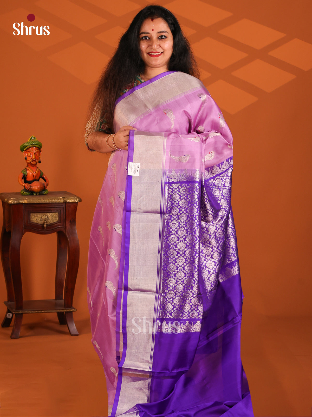 Vivacious Lavender  Venkatagiri silk Saree with zari parrot buttis, contrast brocade pallu - Shop on Shrus.com