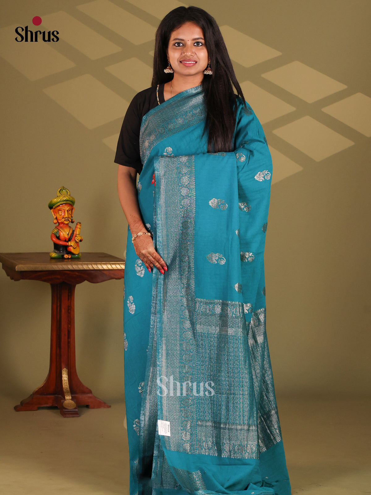 Blue(Single Tone) - Semi Georgette Saree - Shop on Shrus.com