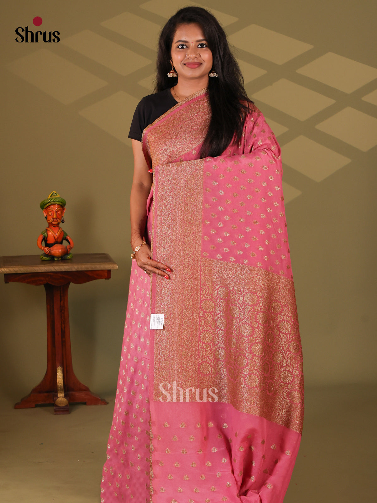 Pink(Single Tone) - Semi Georgette Saree - Shop on Shrus.com