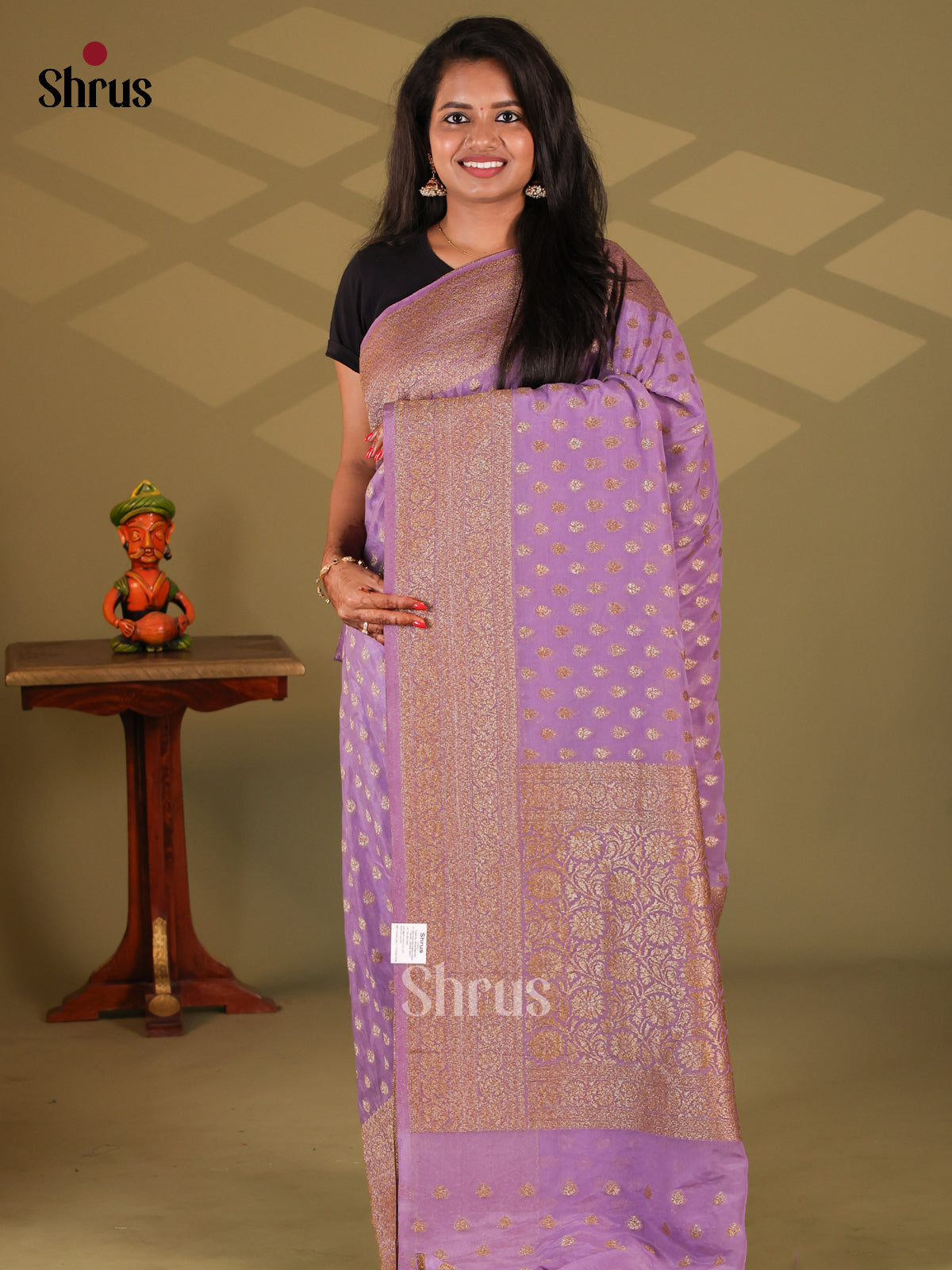 Lavender(Single tone) - Semi Georgette Saree - Shop on Shrus.com