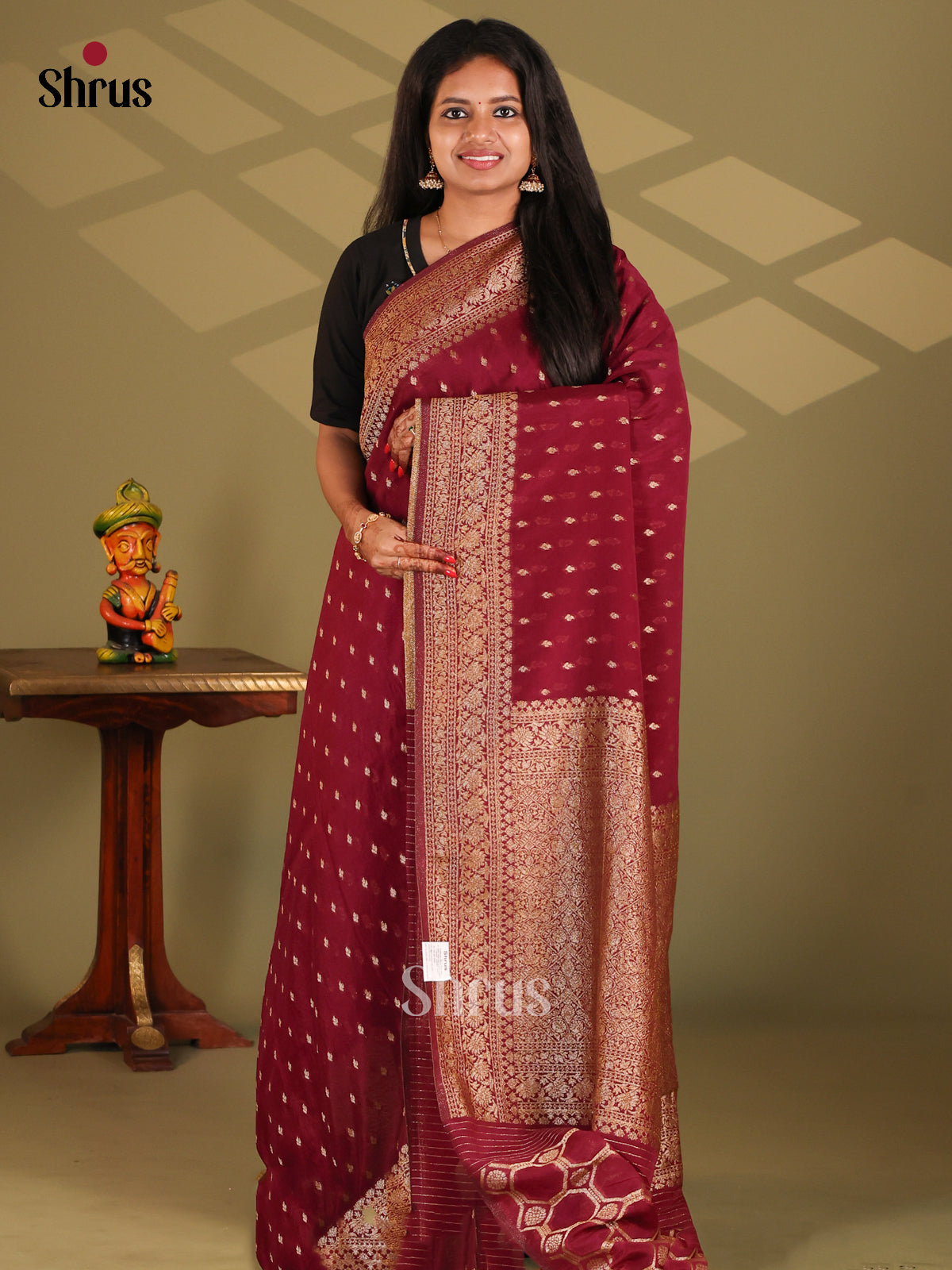 Maroon(Single Tone) - Semi Georgette Saree - Shop on Shrus.com