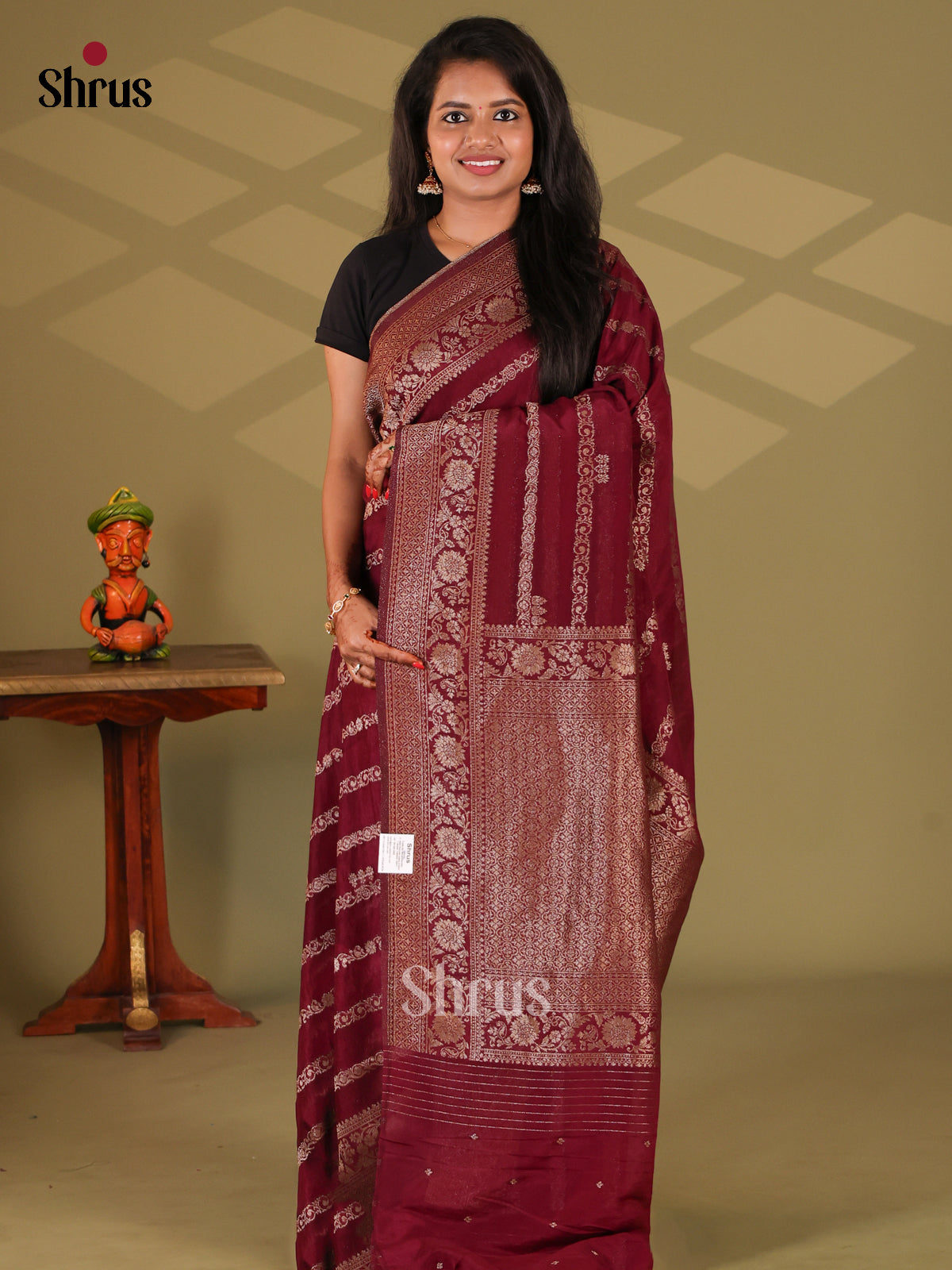 Maroon(Single Tone) - Semi Georgette Saree - Shop on Shrus.com