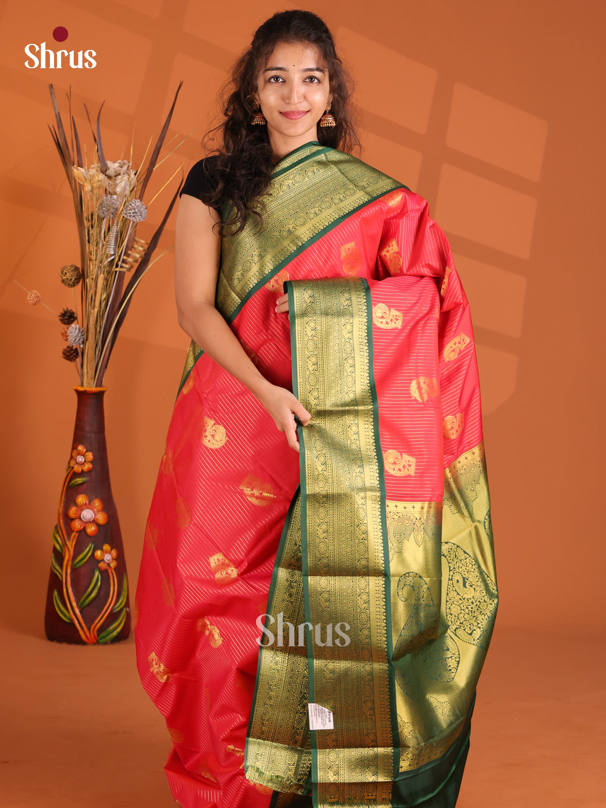 Red & Green - Korvai Semi Kanchipuram Saree - Shop on Shrus.com