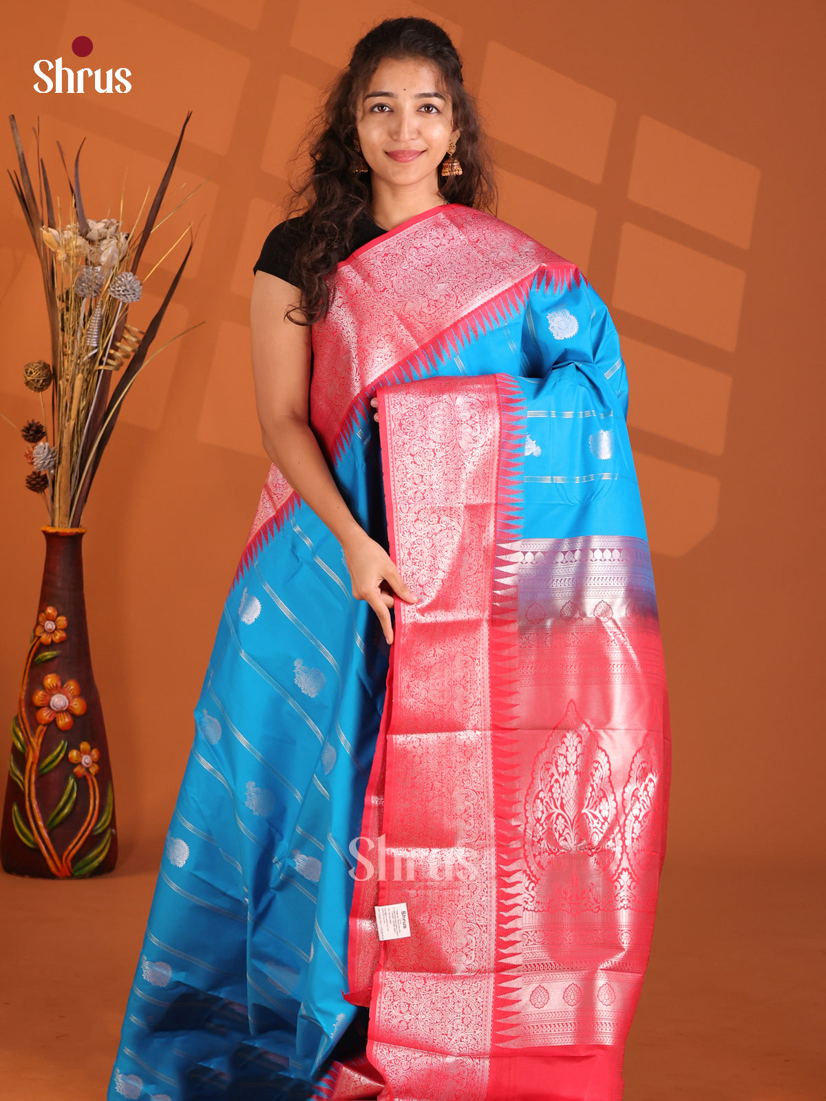 Blue & Red - Korvai Semi Kanchipuram Saree - Shop on Shrus.com