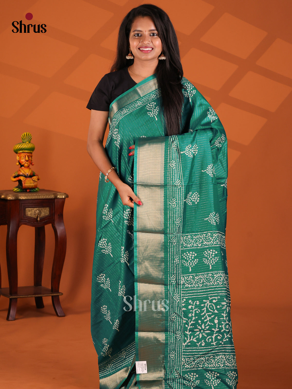 Green - Semi Crepe Saree - Shop on Shrus.com