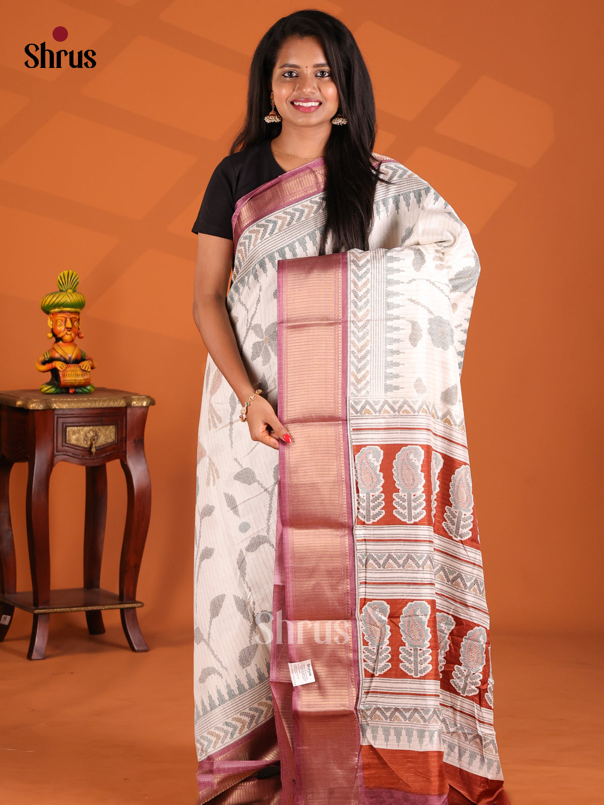 Cream & Pink - Semi Crepe Saree