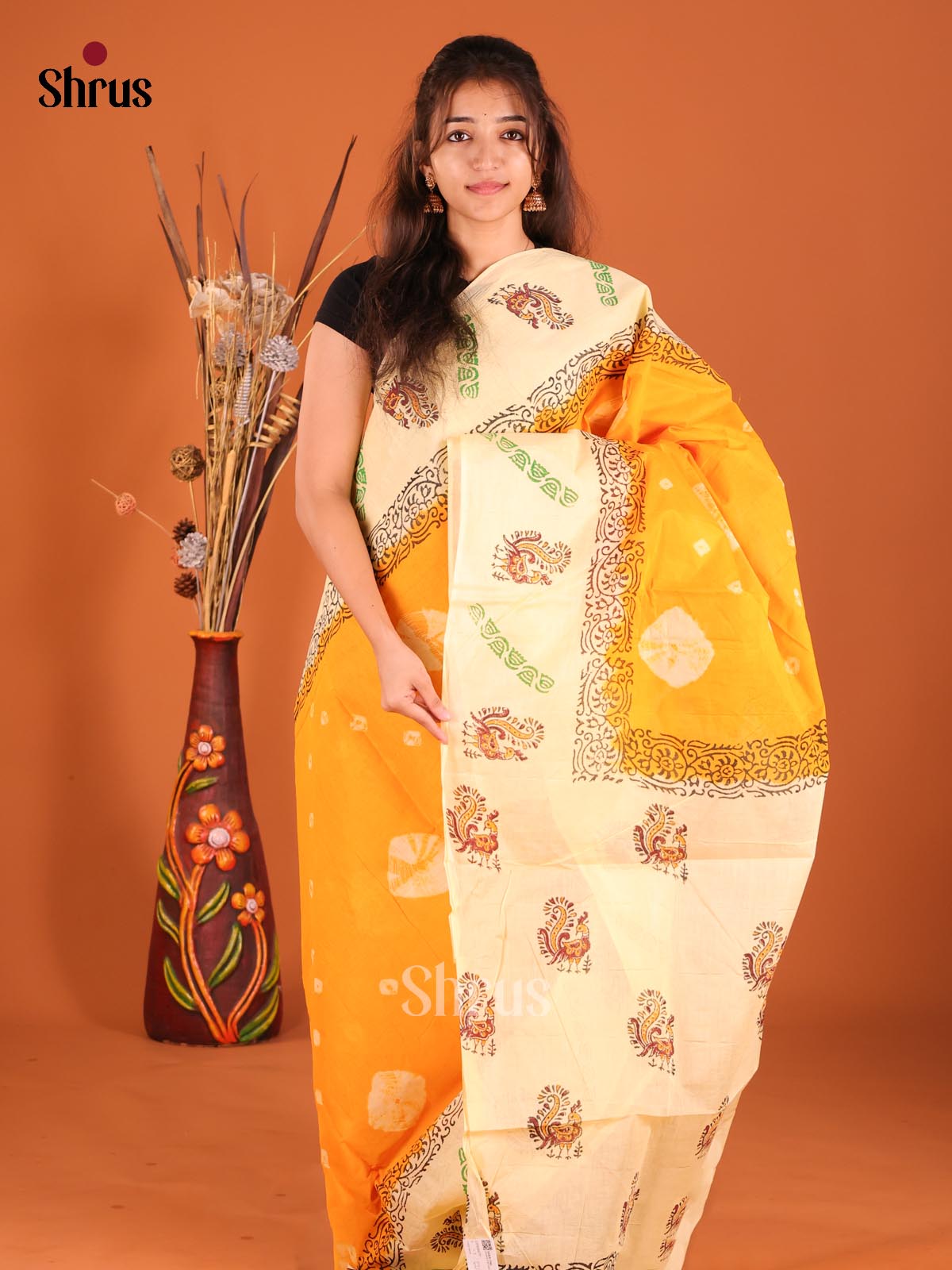 DFS06677 - Cotton Saree - Shop on Shrus.com
