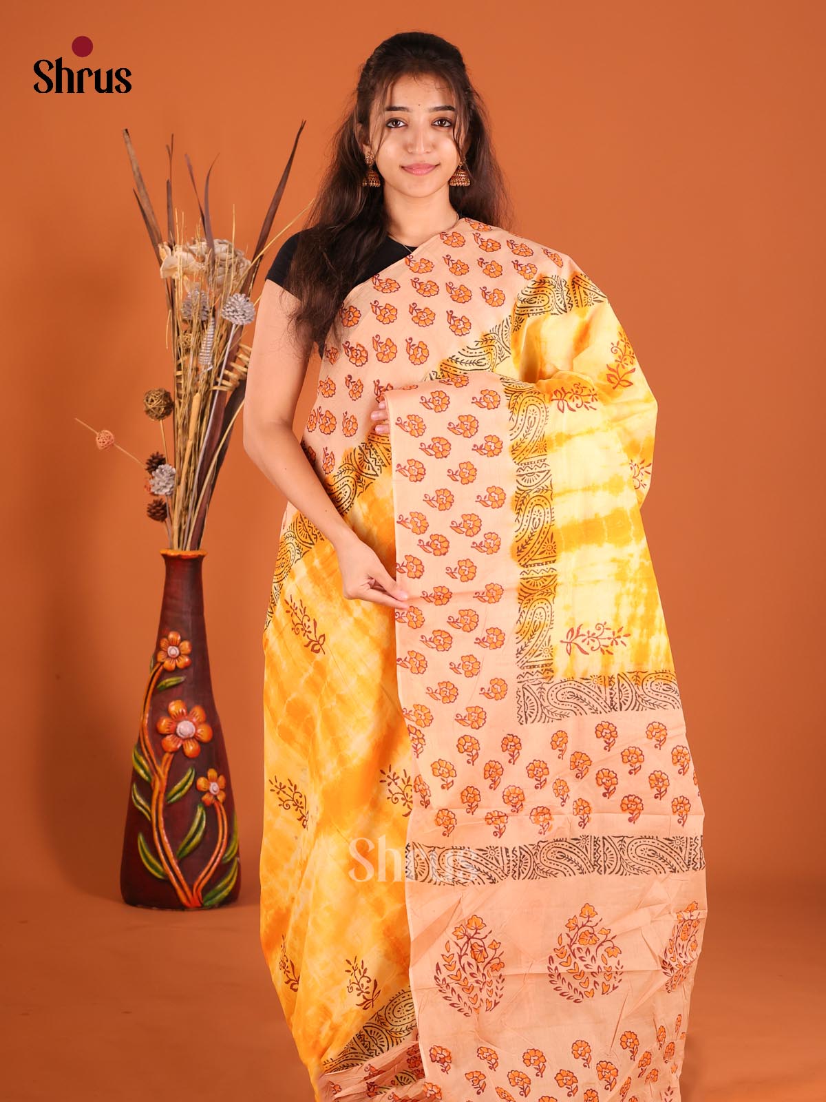 DFS06680 - Cotton Saree - Shop on Shrus.com