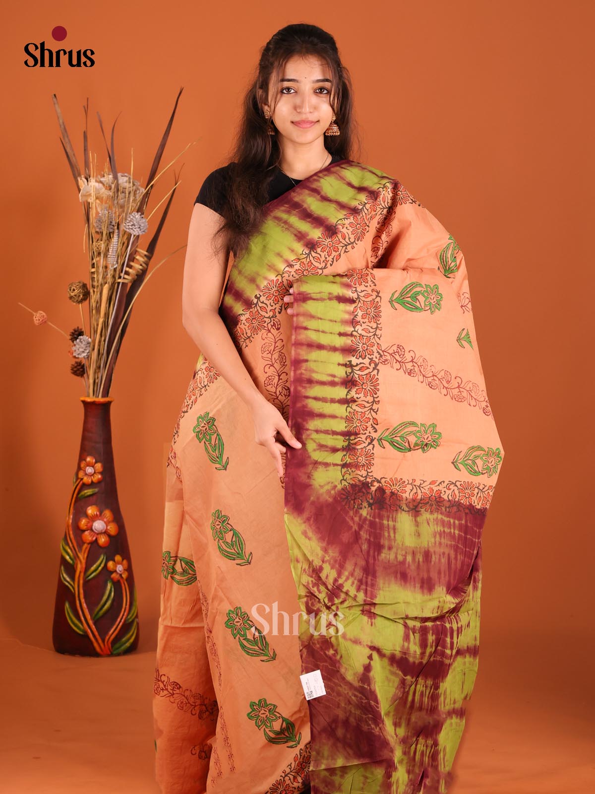 DFS06719 - Cotton Saree - Shop on Shrus.com