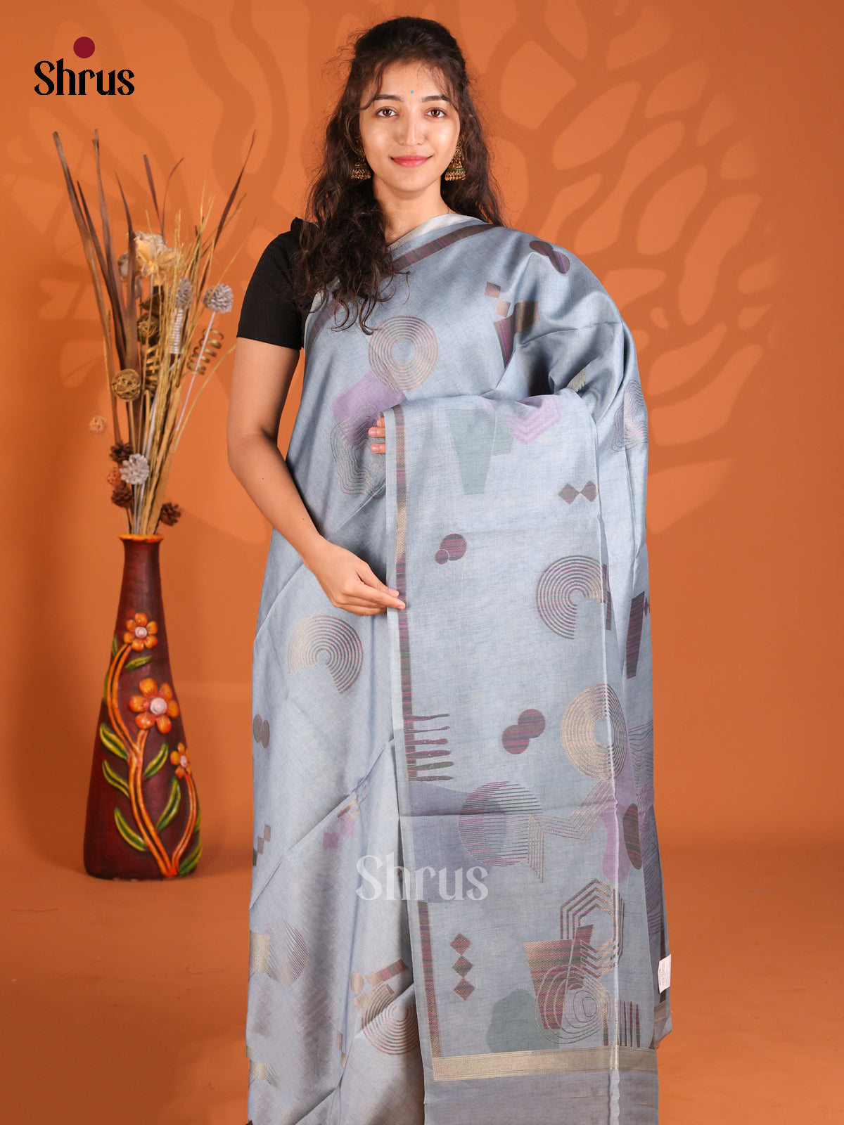 DFS06752 - Semi Tussar Saree - Shop on Shrus.com