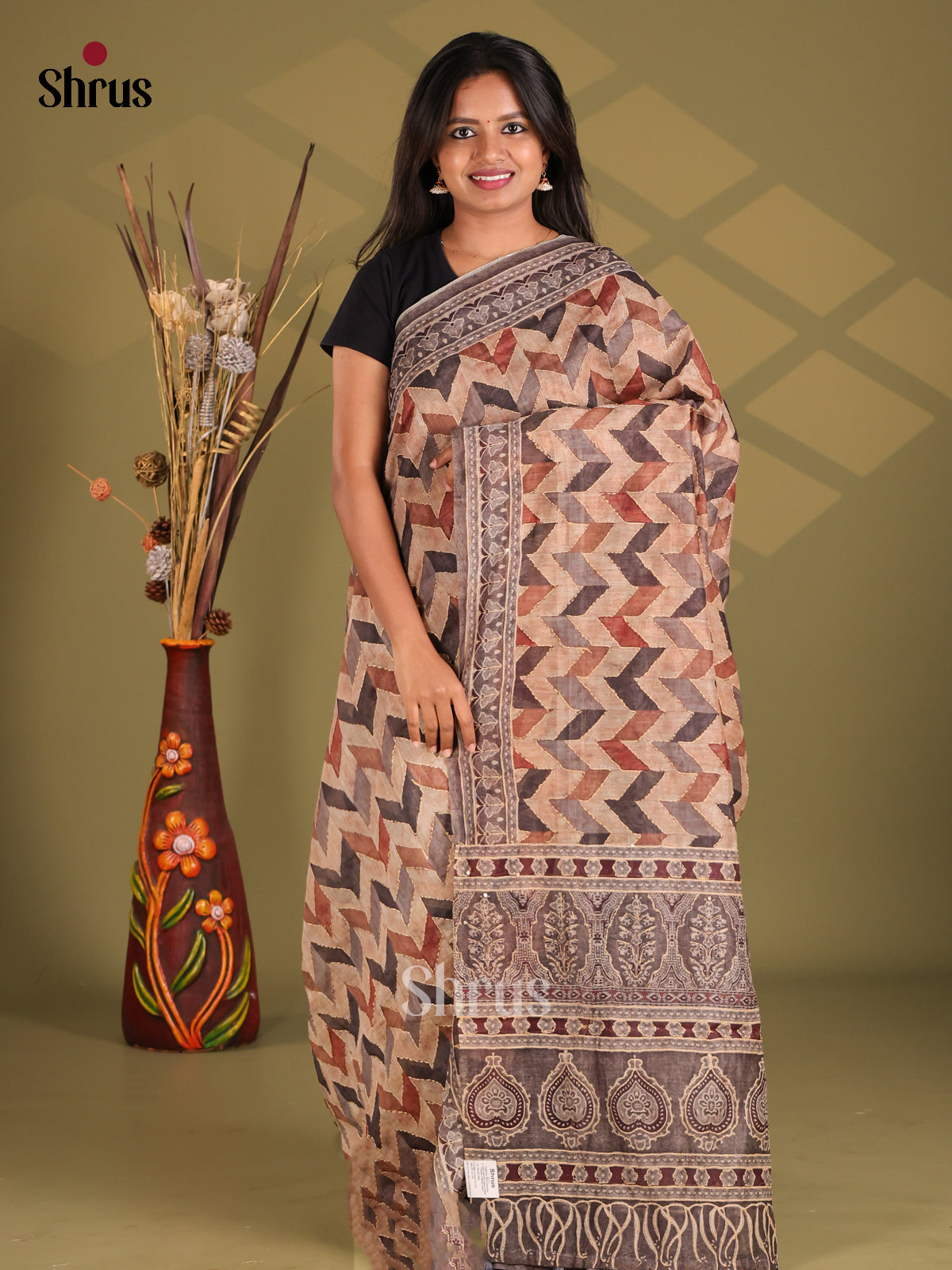 Brown & Grey- Semi Kantha Saree