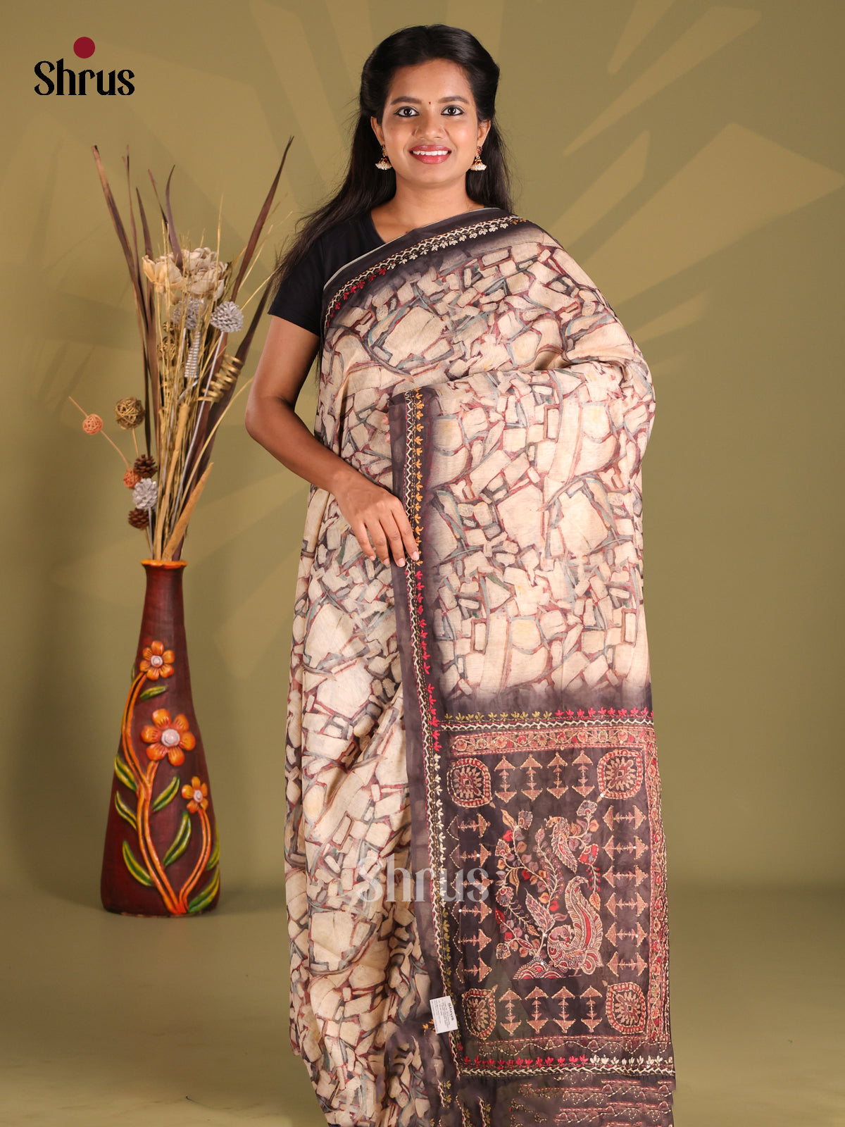 Cream & Brown - Semi Kantha Saree