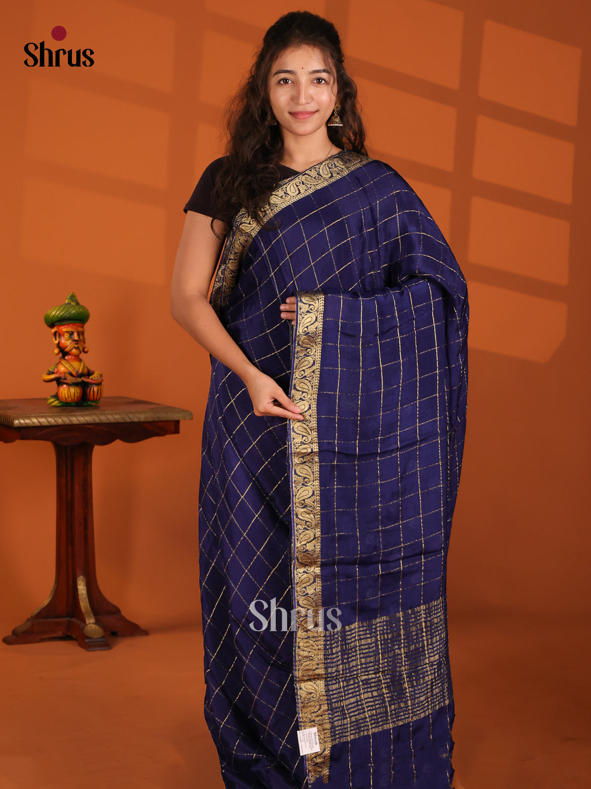 DFS09052 - Chinnon Silk Saree - Shop on Shrus.com