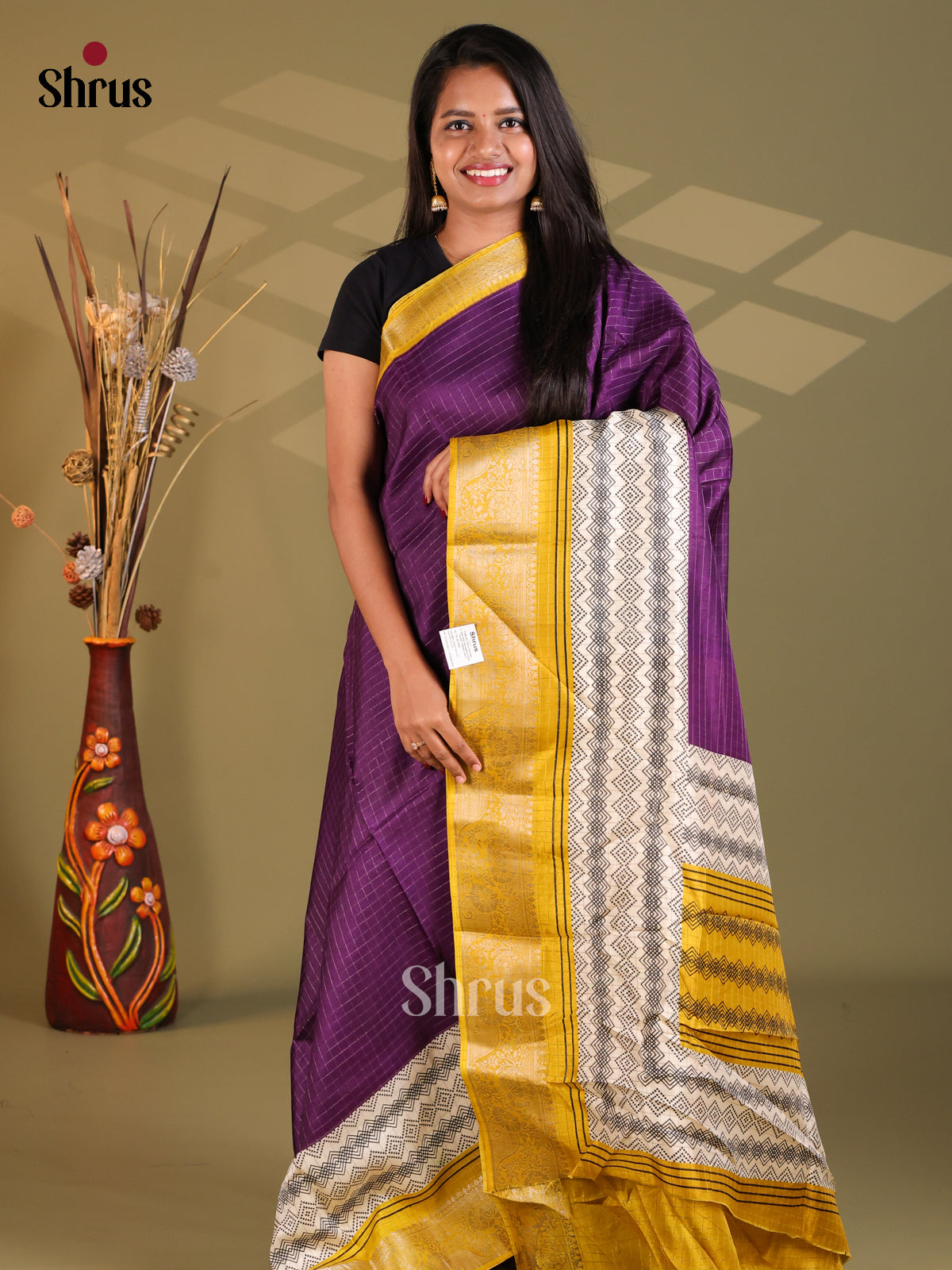 DFS09185 - Semi Dola silk Saree - Shop on Shrus.com