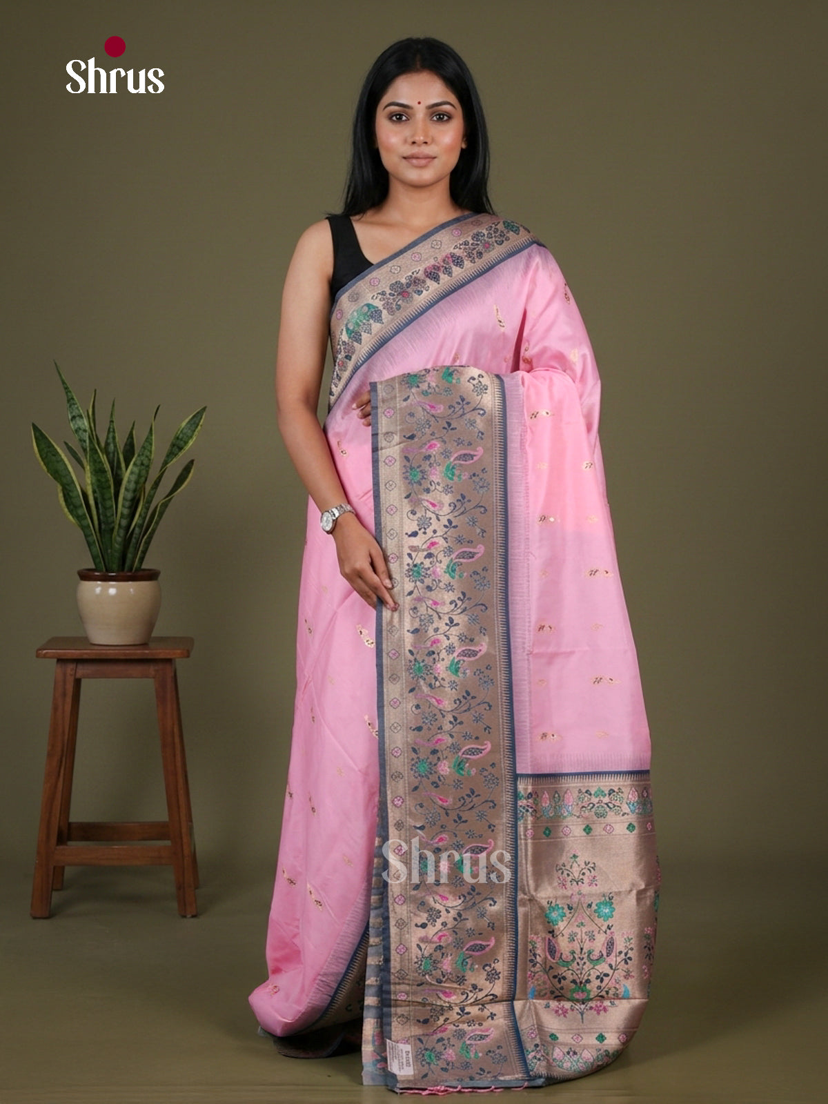 DFS10060 - semi paithani