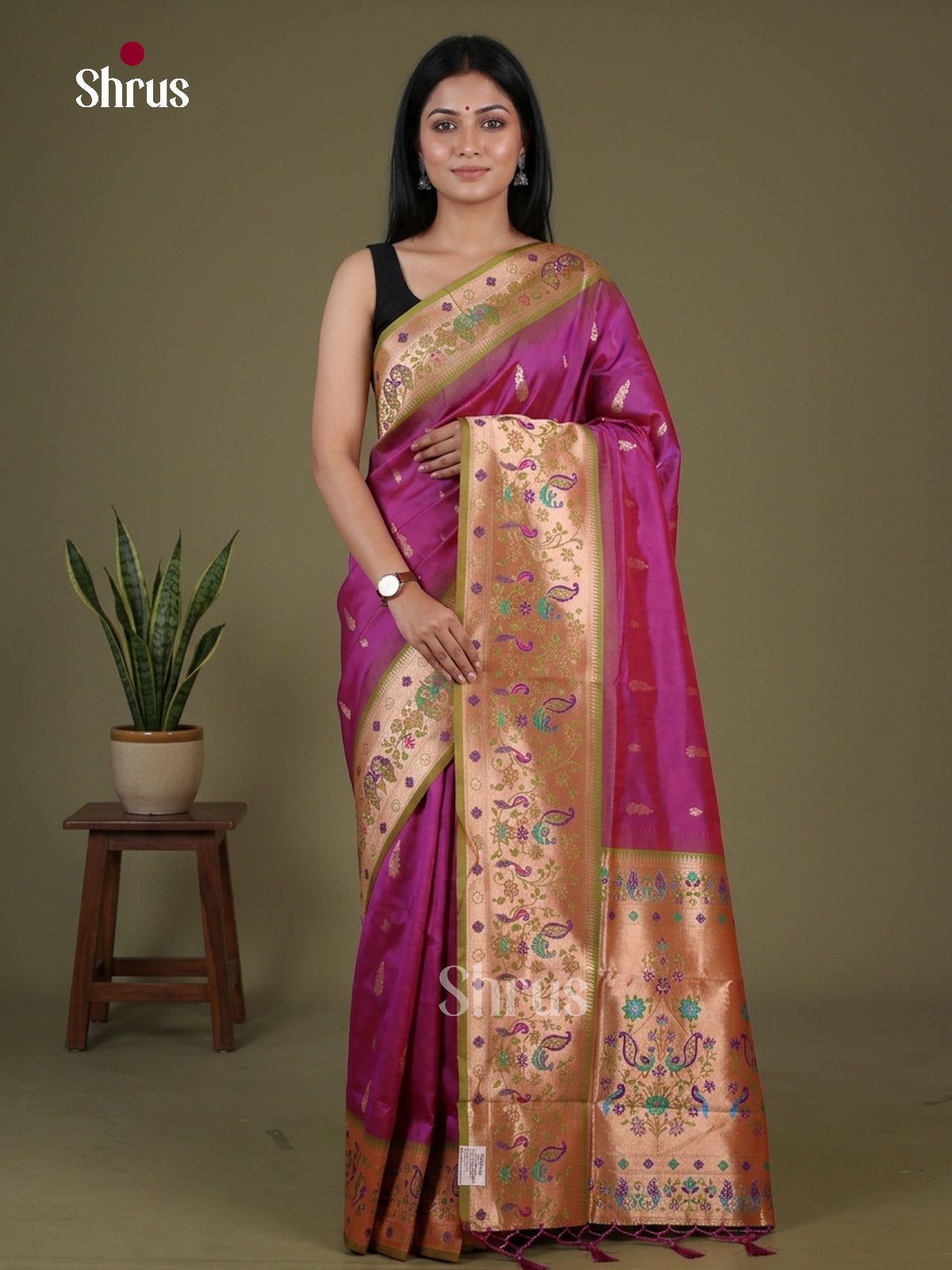 DFS10069 - Semi Paithani