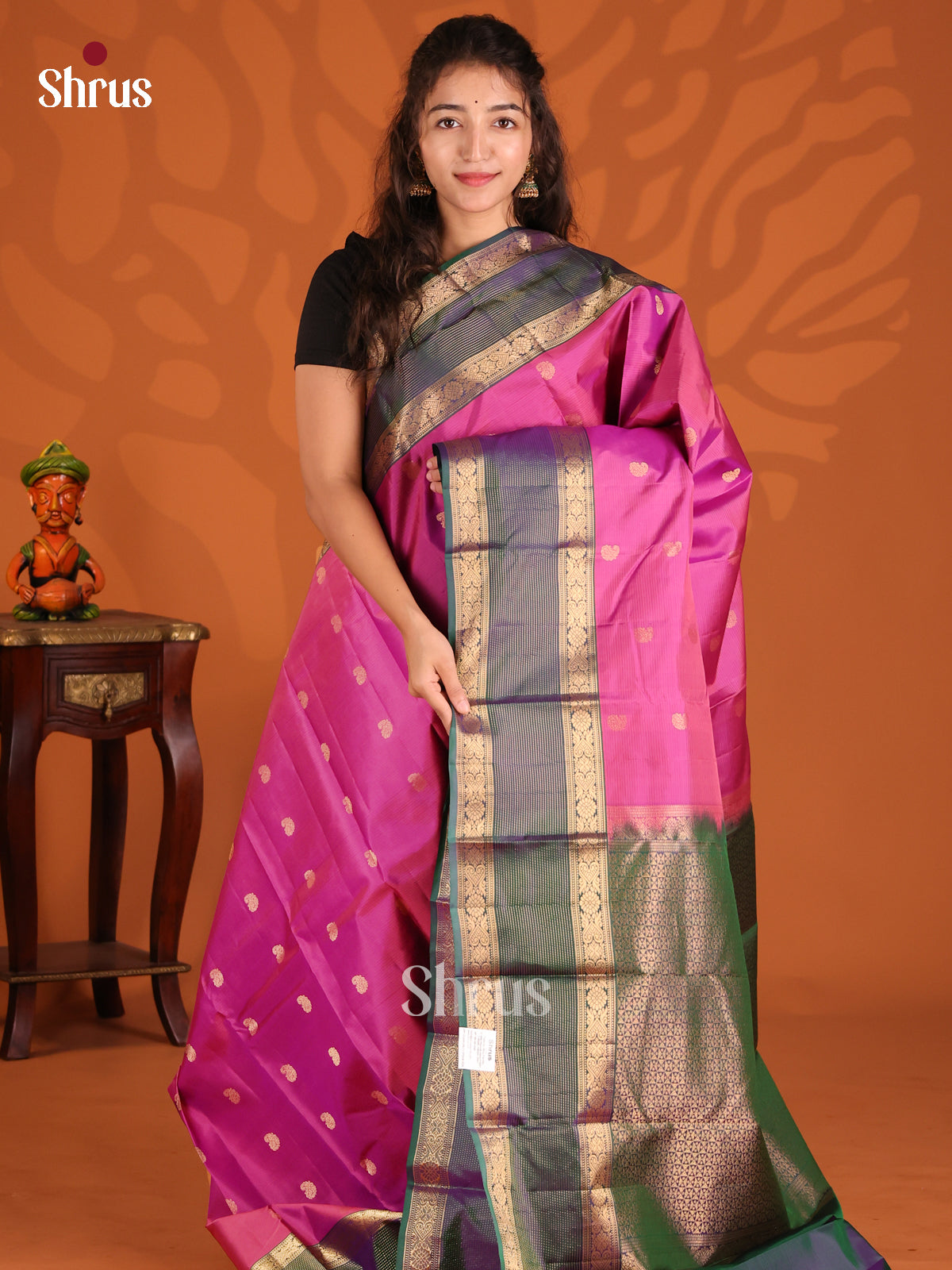DFS10174- Kanchipuram silk Saree - Shop on Shrus.com