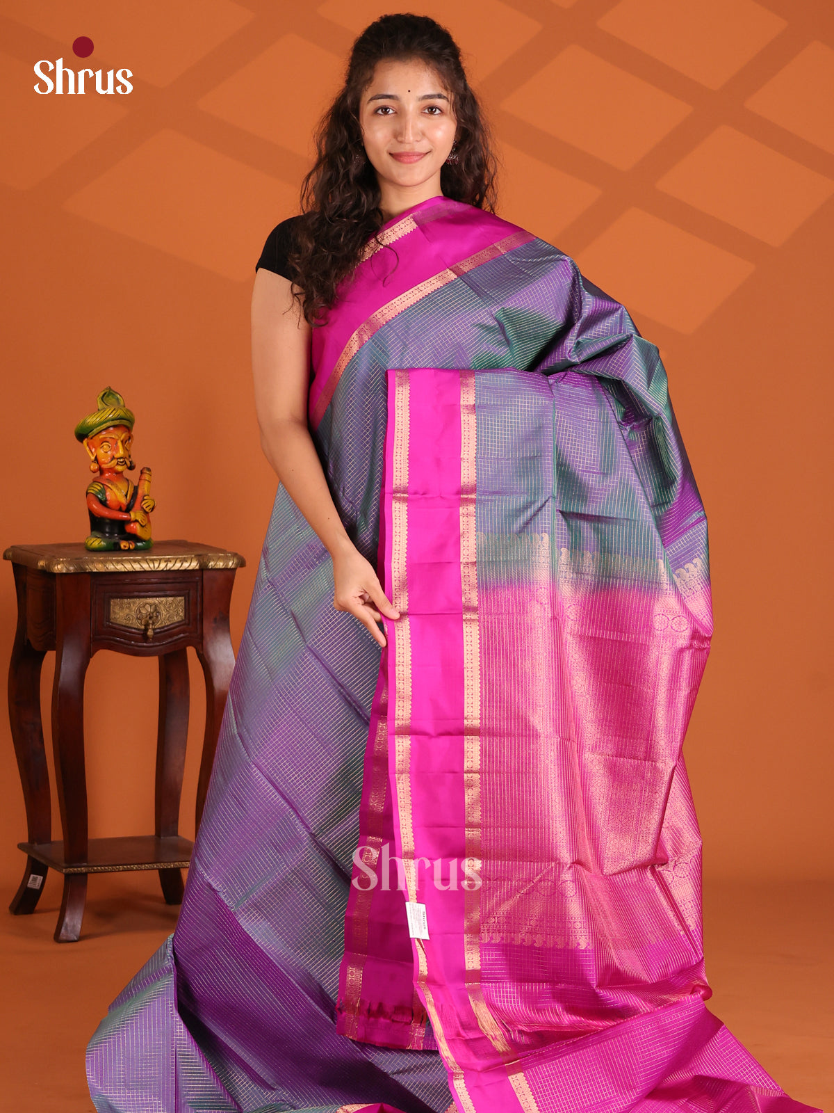 Elegant Double Shaded Purple Kanchipuram silk (HR) Saree with kattam pattern - Shop on Shrus.com