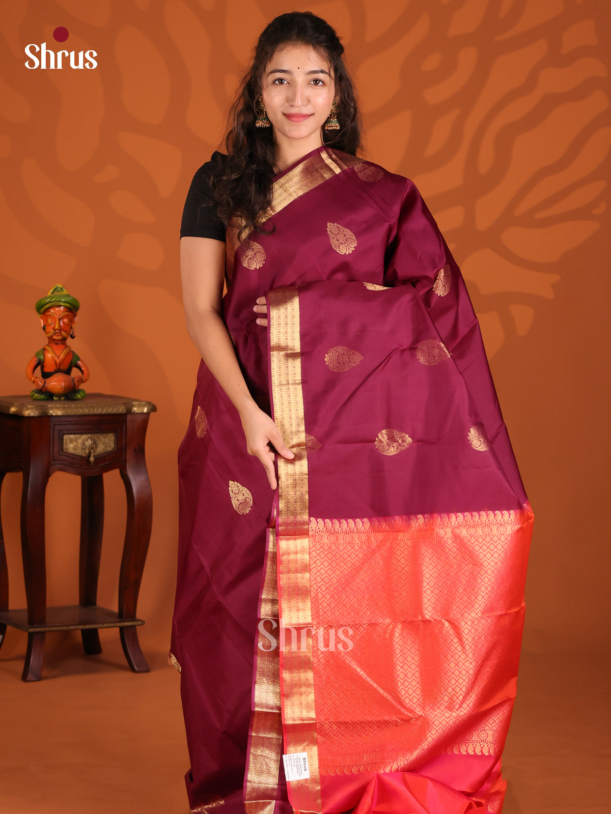 Maroon & Orangish pink Kanchipuram silk Saree  with floral thilagam motifs - Shop on Shrus.com