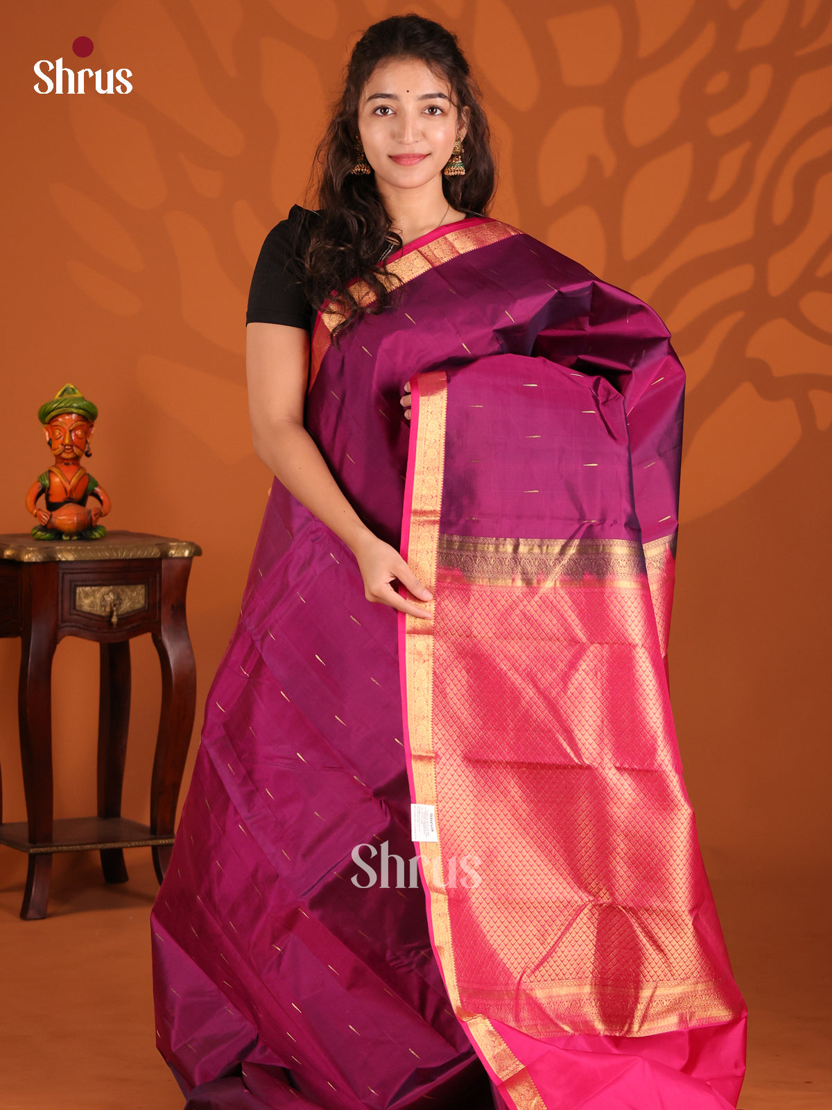 Purple & Pink Kanchipuram silk Saree with criss cross checks brocade - Shop on Shrus.com