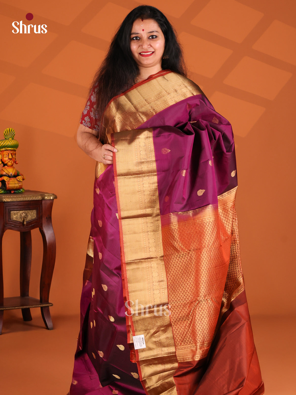 Radiant Purple Kanchipuram silk Saree with brown rich traditional border - Shop on Shrus.com