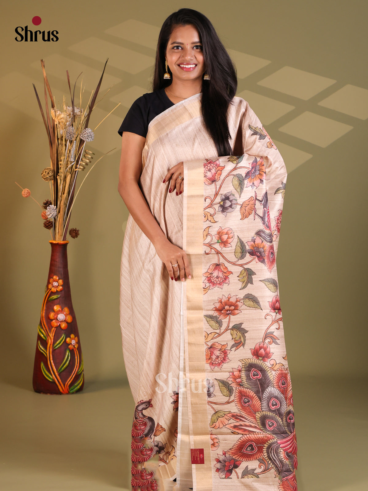 Cream - Semi Gicha Saree