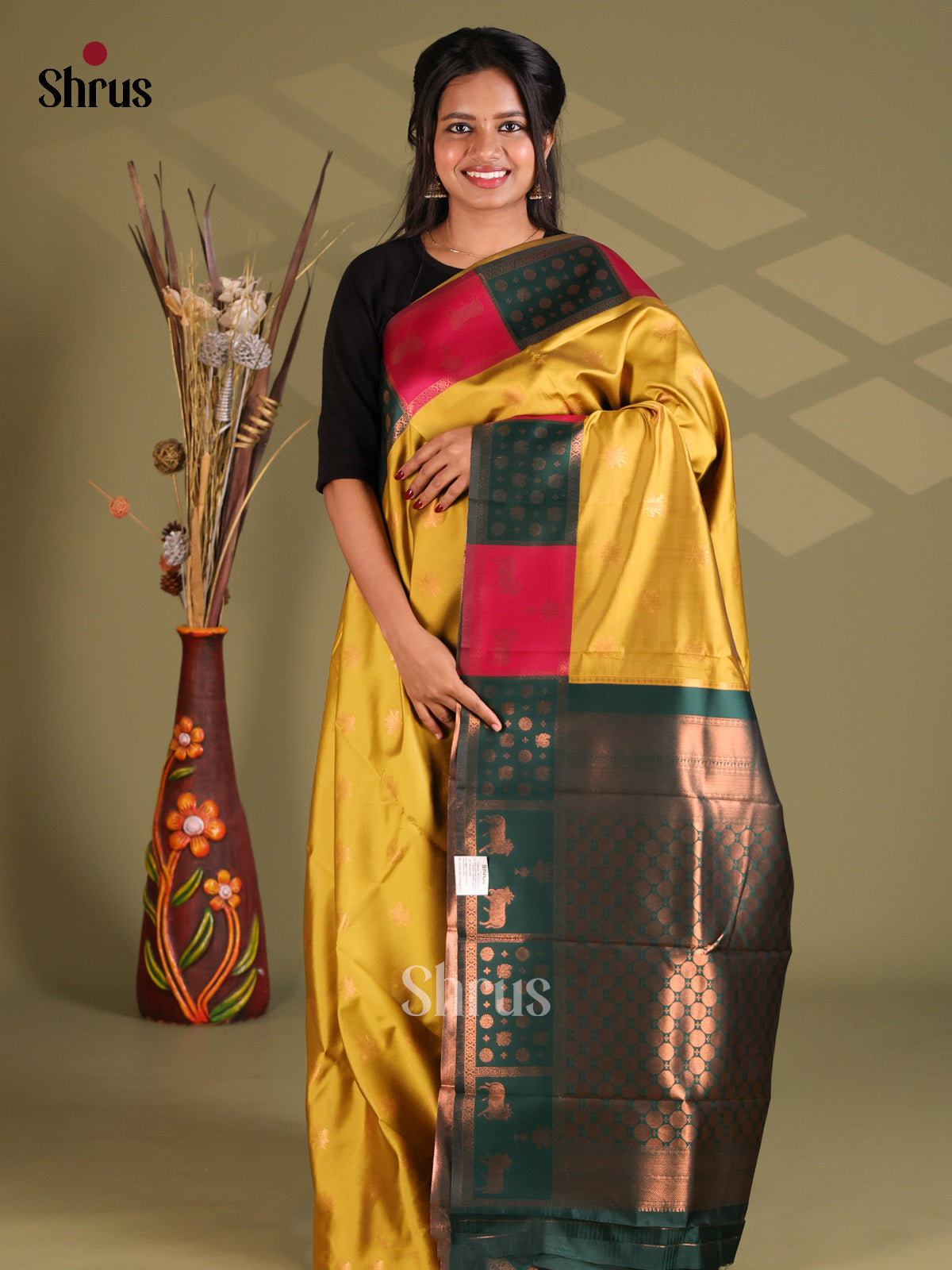 Mathulir Green & Green - Semi Softsilk Saree