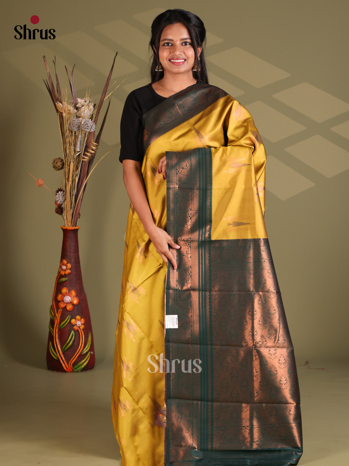 Mathulir Green & Green - Semi Softsilk Saree - Shop on Shrus.com