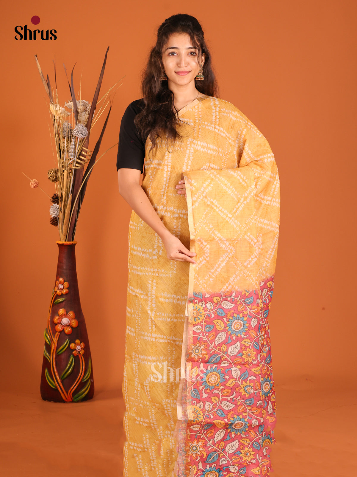Sandal & Red - Linen Cotton Saree - Shop on Shrus.com