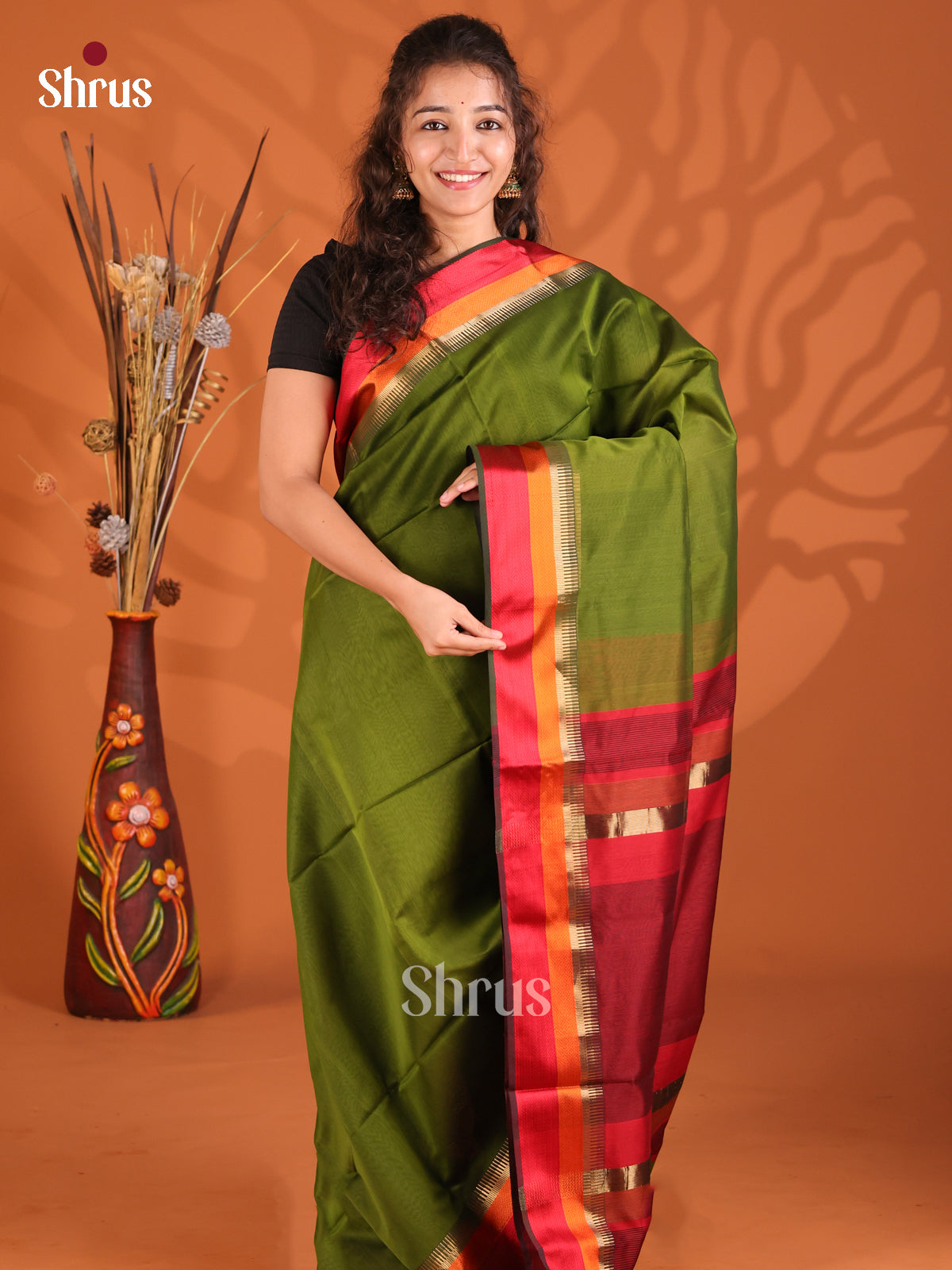 Green & Maroon - Maheshwari silkcotton Saree - Shop on Shrus.com