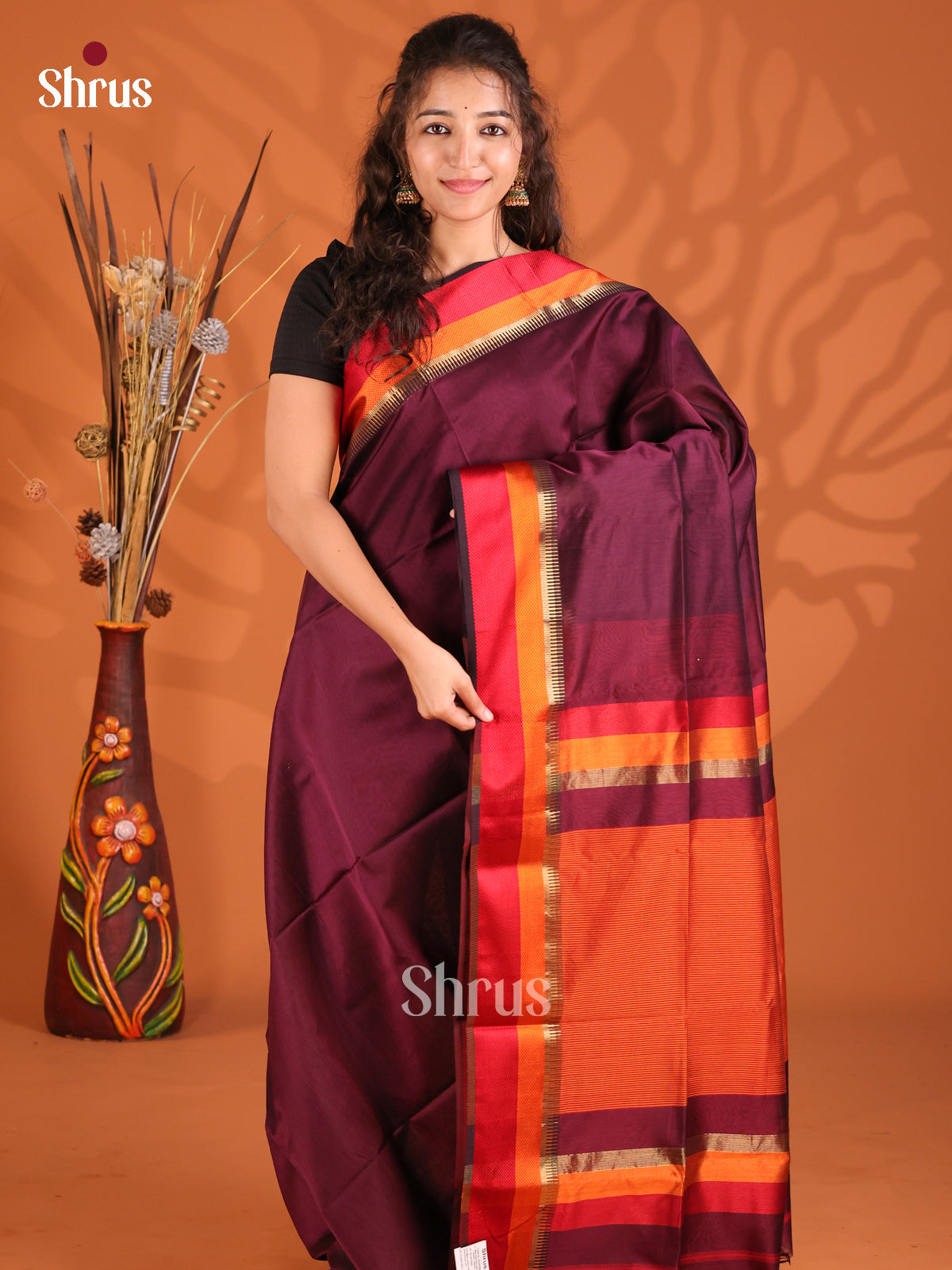 Maroon & Red- Maheshwari silkcotton Saree - Shop on Shrus.com