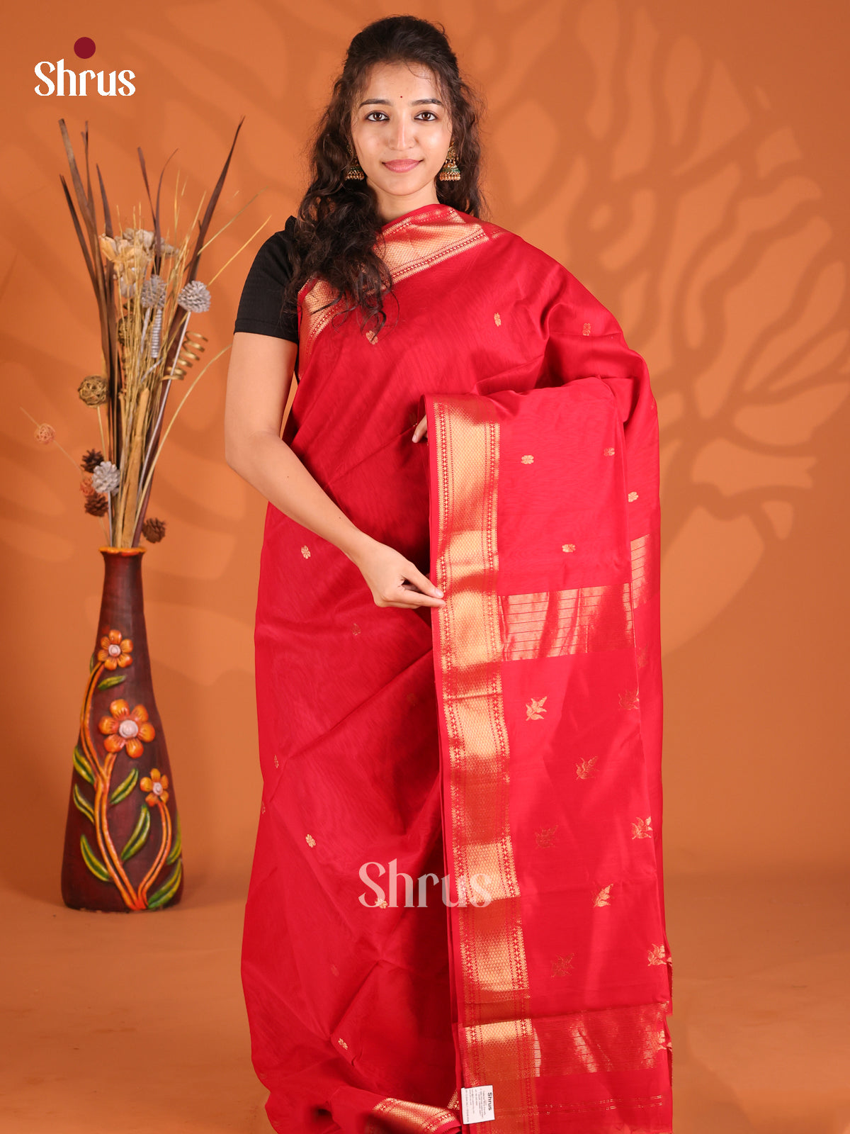 Red(Single Tone) - Maheshwari silkcotton Saree - Shop on Shrus.com
