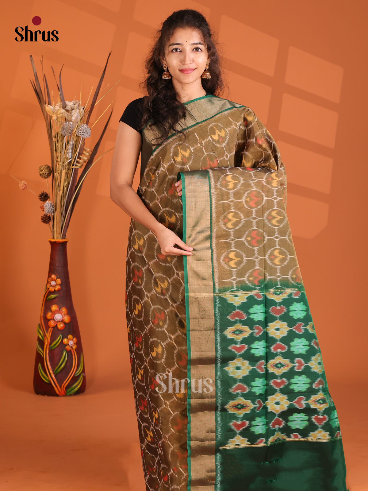 Elachi Green & Green - Pochampally sico Saree - Shop on Shrus.com