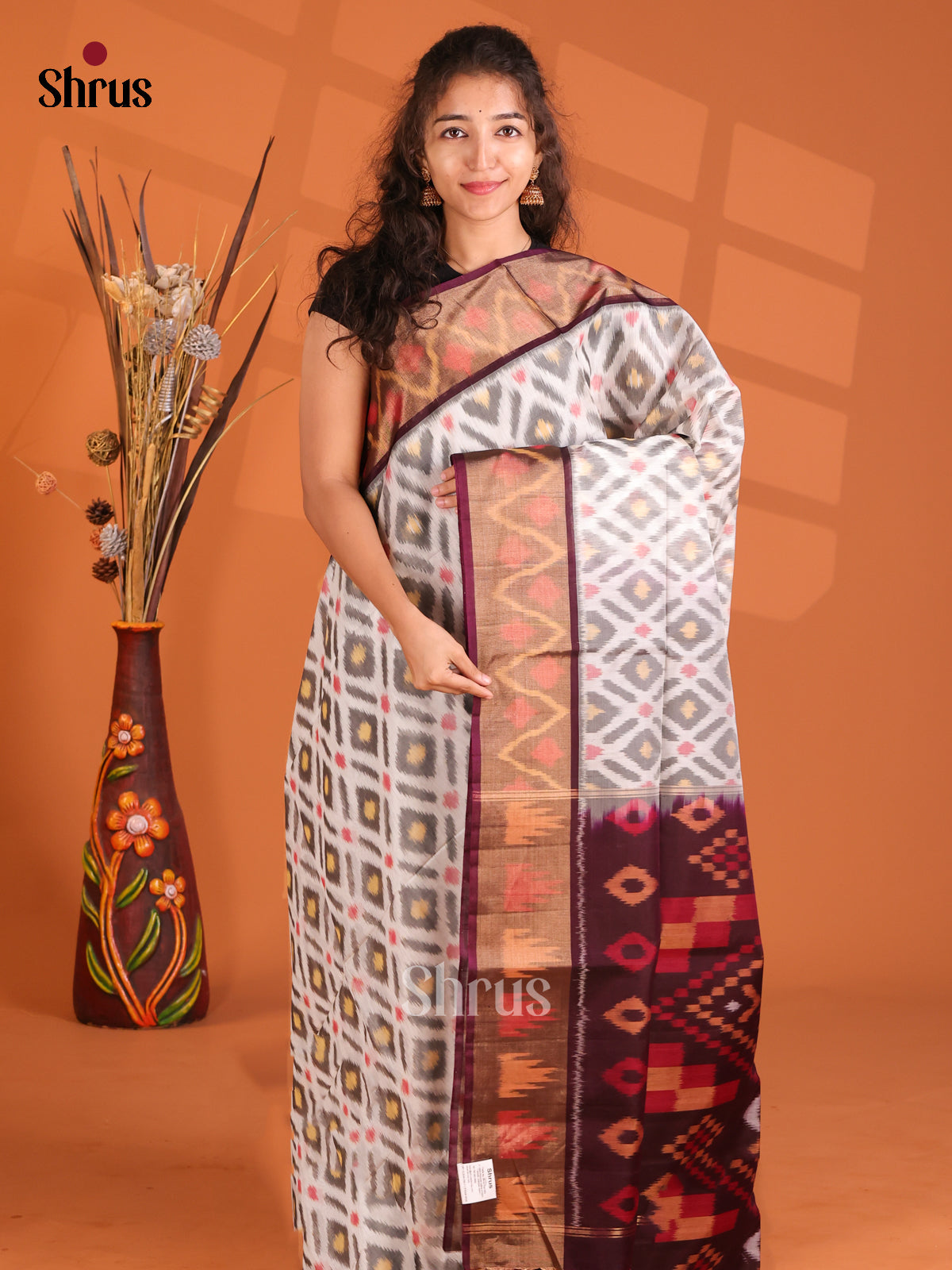 DGS07033 - Pochampally sico Saree - Shop on Shrus.com