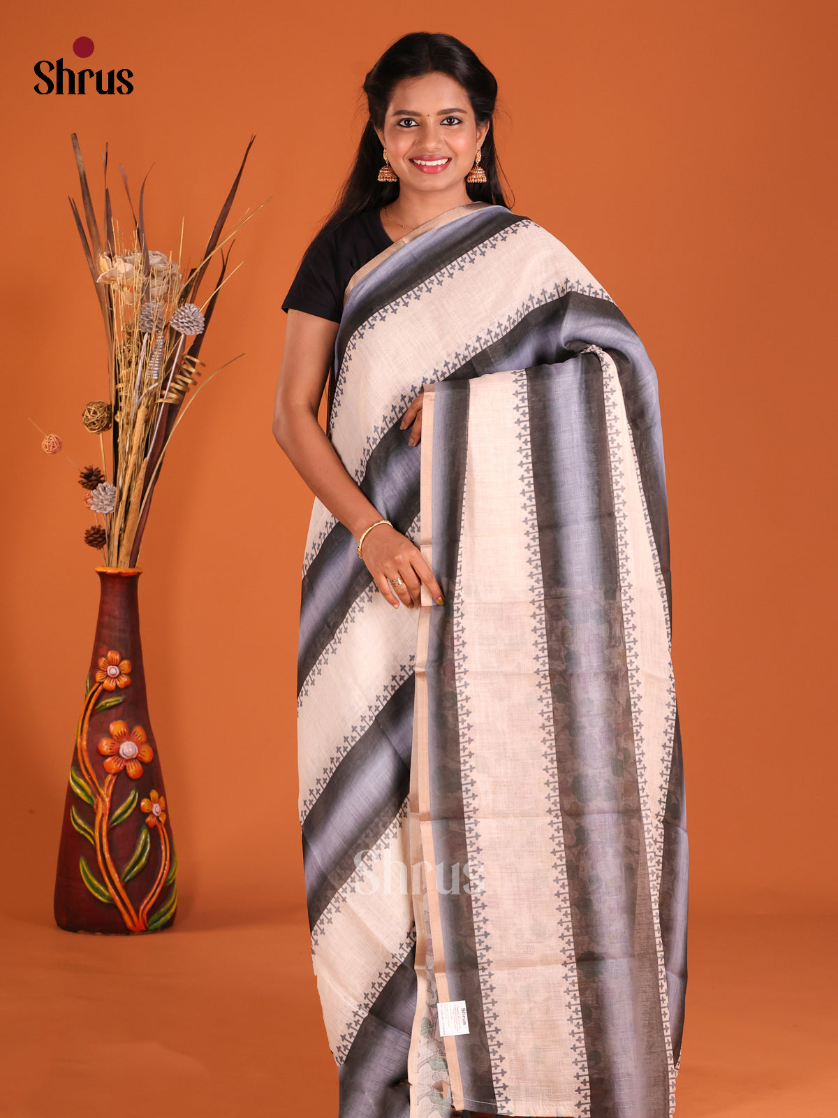 Cream & Grey - Linen Cotton Saree