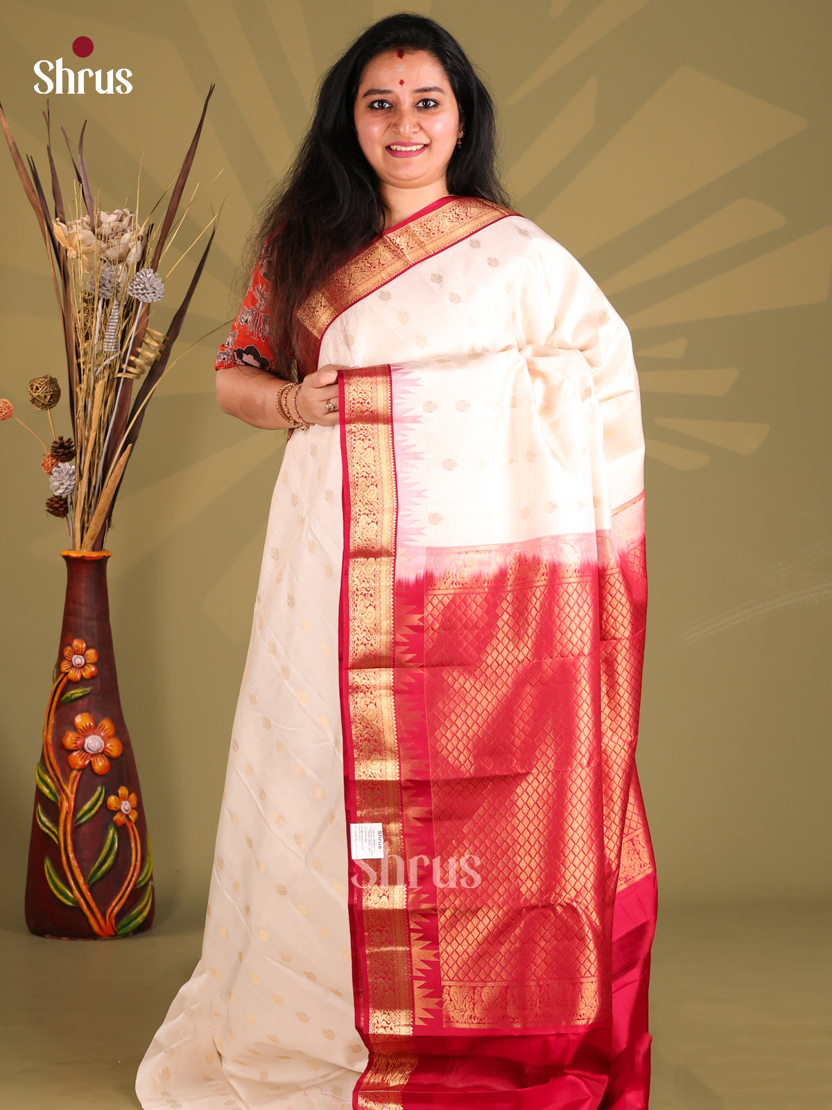 DGS16007 - Kanchipuram silk (HR) Saree - Shop on Shrus.com