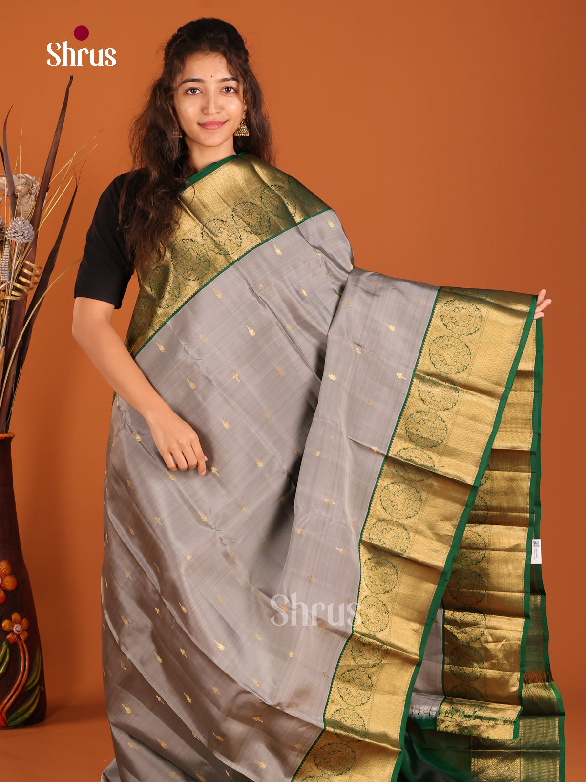 Grey & Green - Kanchipuram-halfpure Saree - Shop on Shrus.com