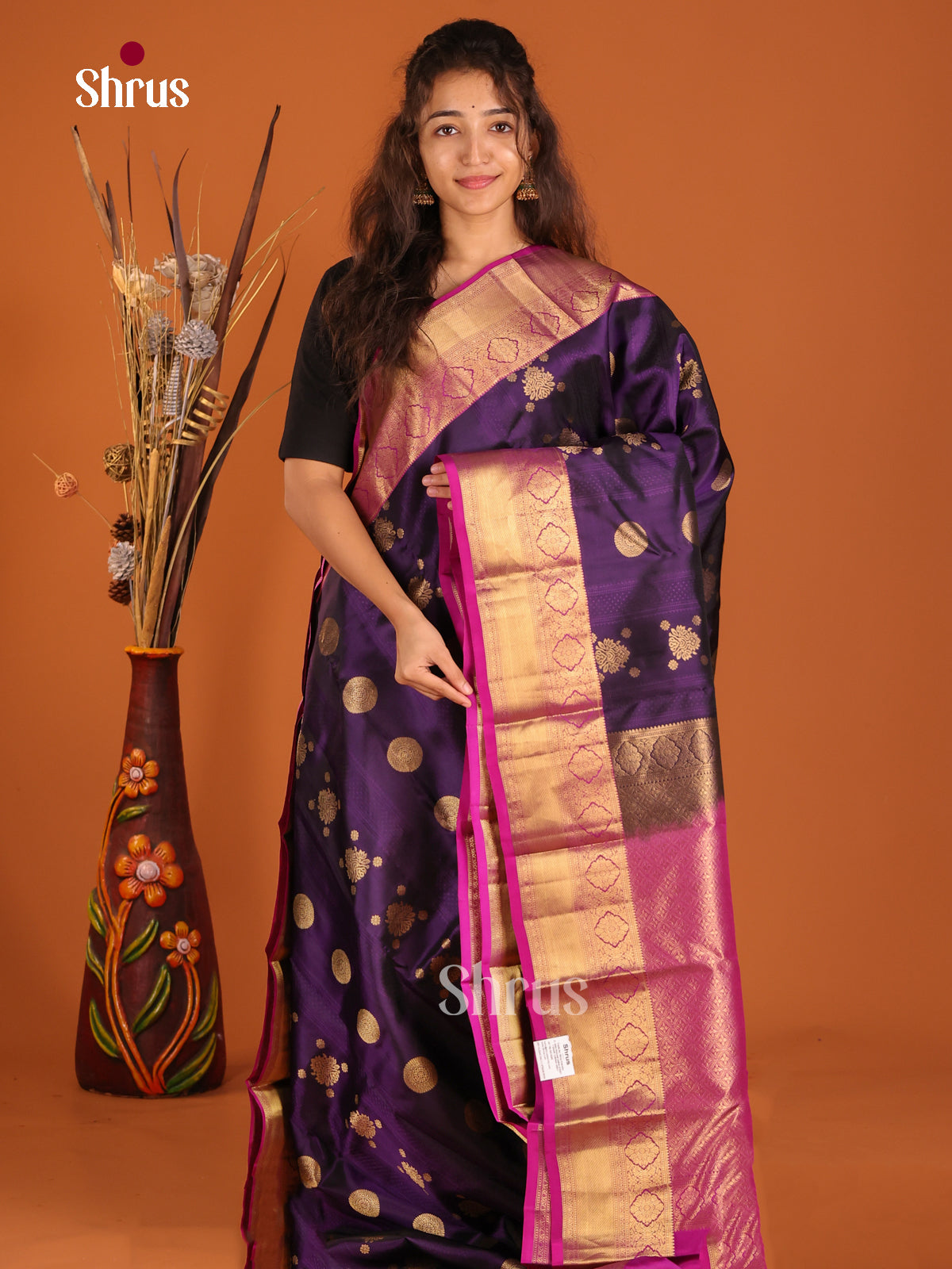 DGS17059 - Kanchipuram-halfpure Saree - Shop on Shrus.com